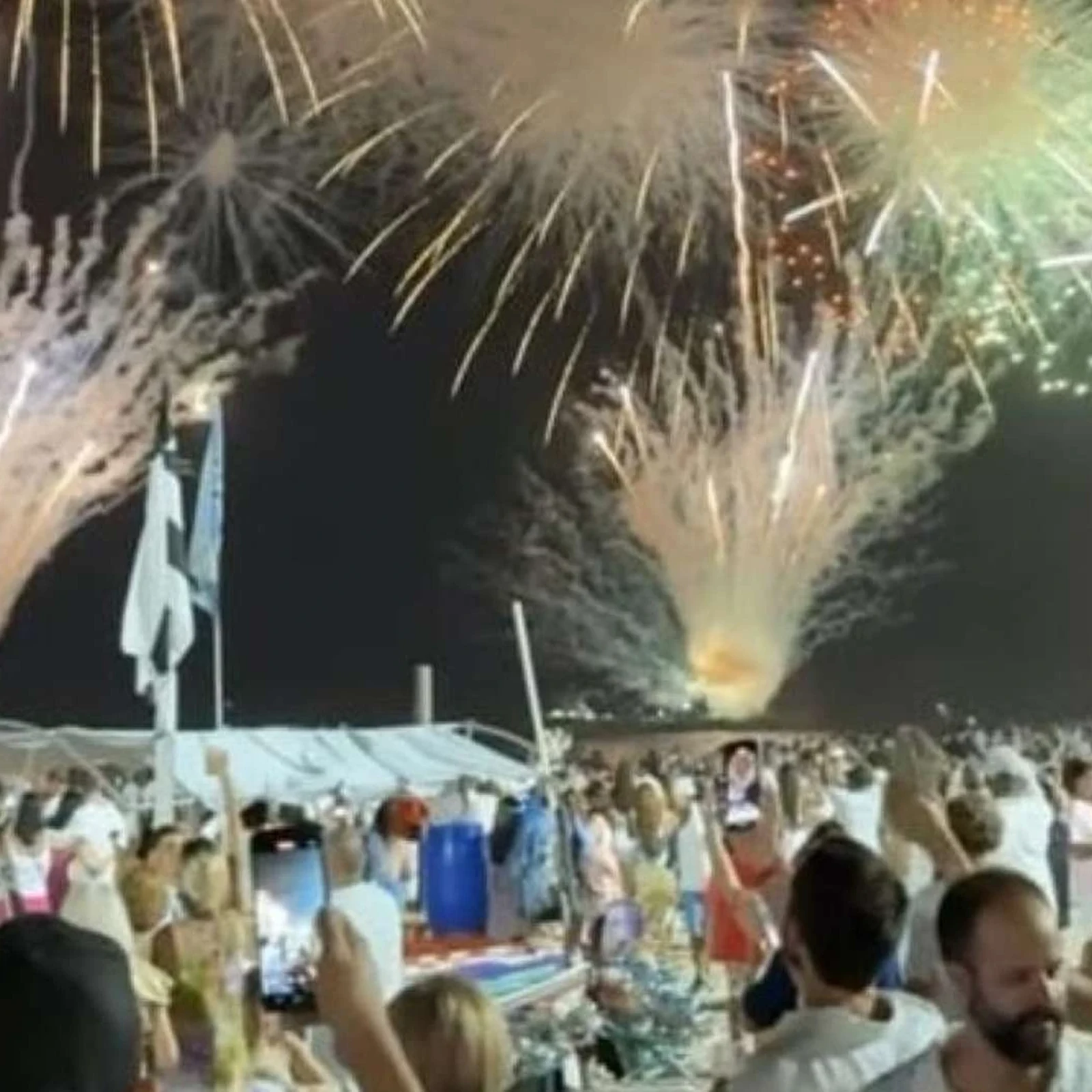 Feu d'artifice de Copacabana avec dîner et boissons