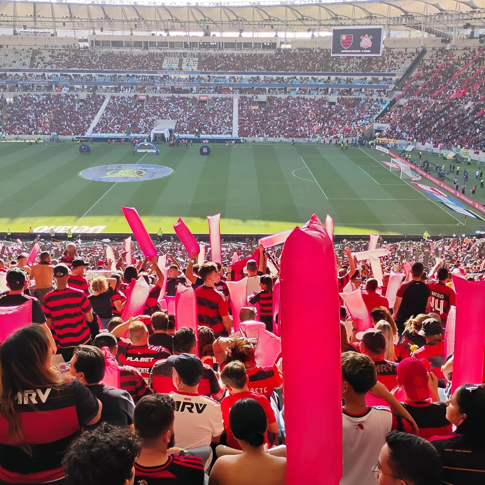 Vivez le football brésilien depuis les tribunes du Maracanã
