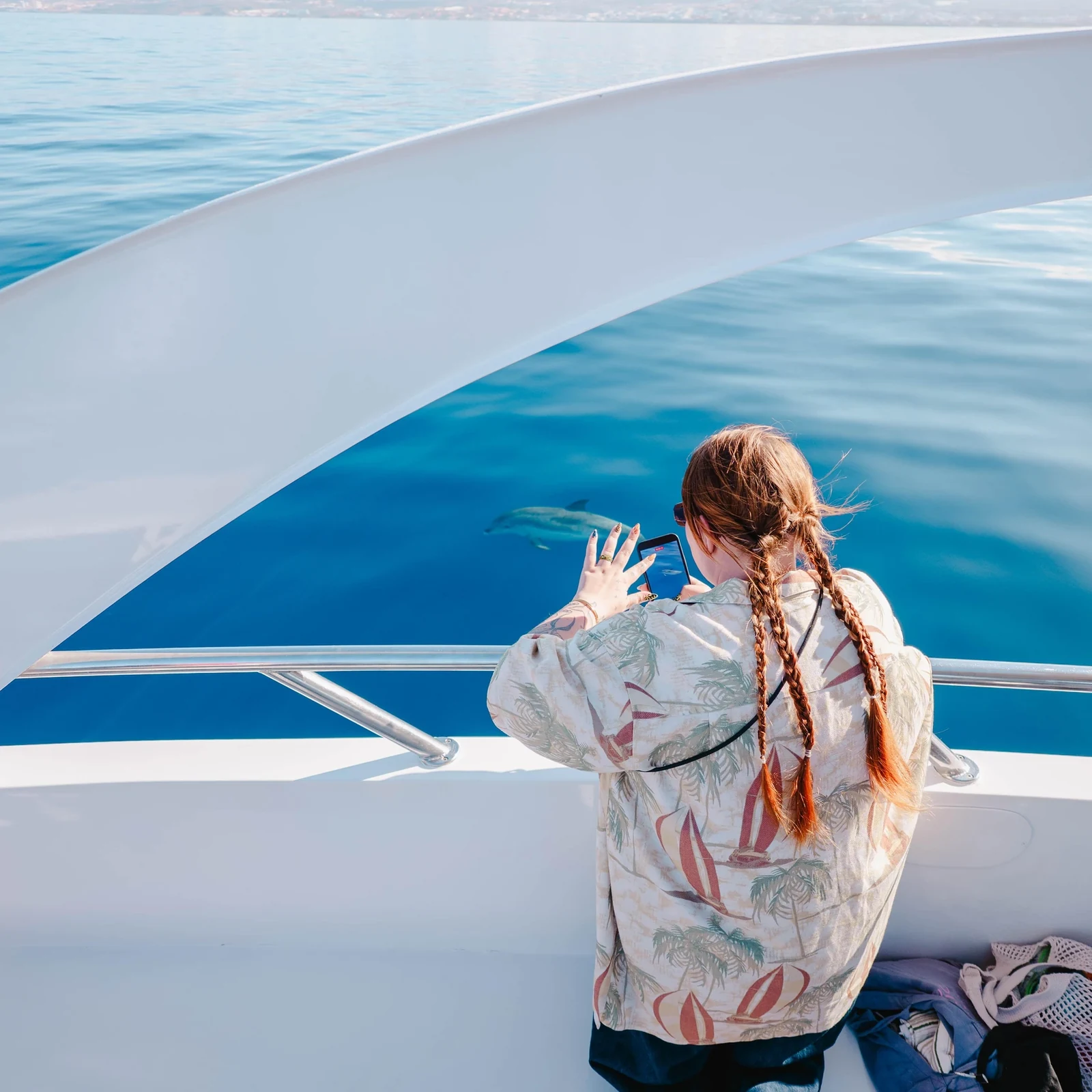 Suche ab Los Cristianos an Bord der Travelin’ Lady nach Walen und Delfinen