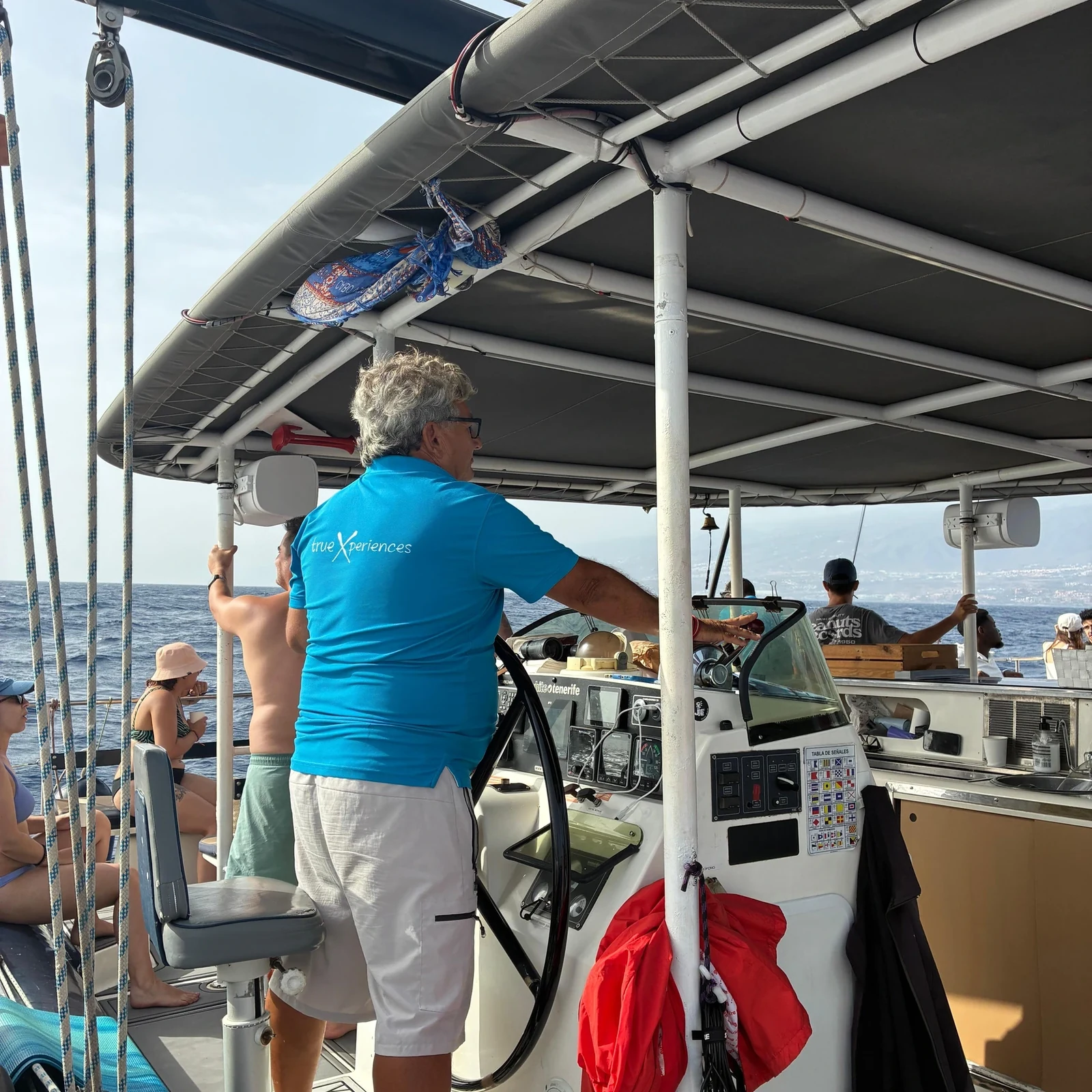Umweltfreundliche Wal- und Delfinbeobachtungsfahrt ab Costa Adeje