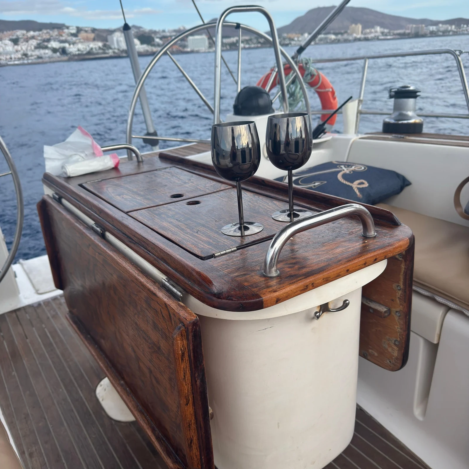 Privater Bootscharter auf Teneriffa mit Tapas und Getränken