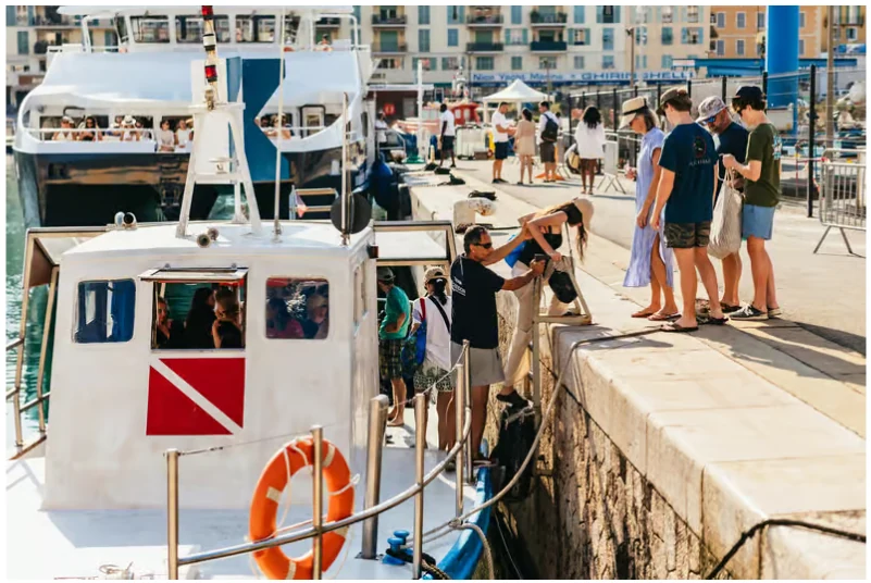 Croisière avec snorkeling depuis Nice sur la Côte d’Azur