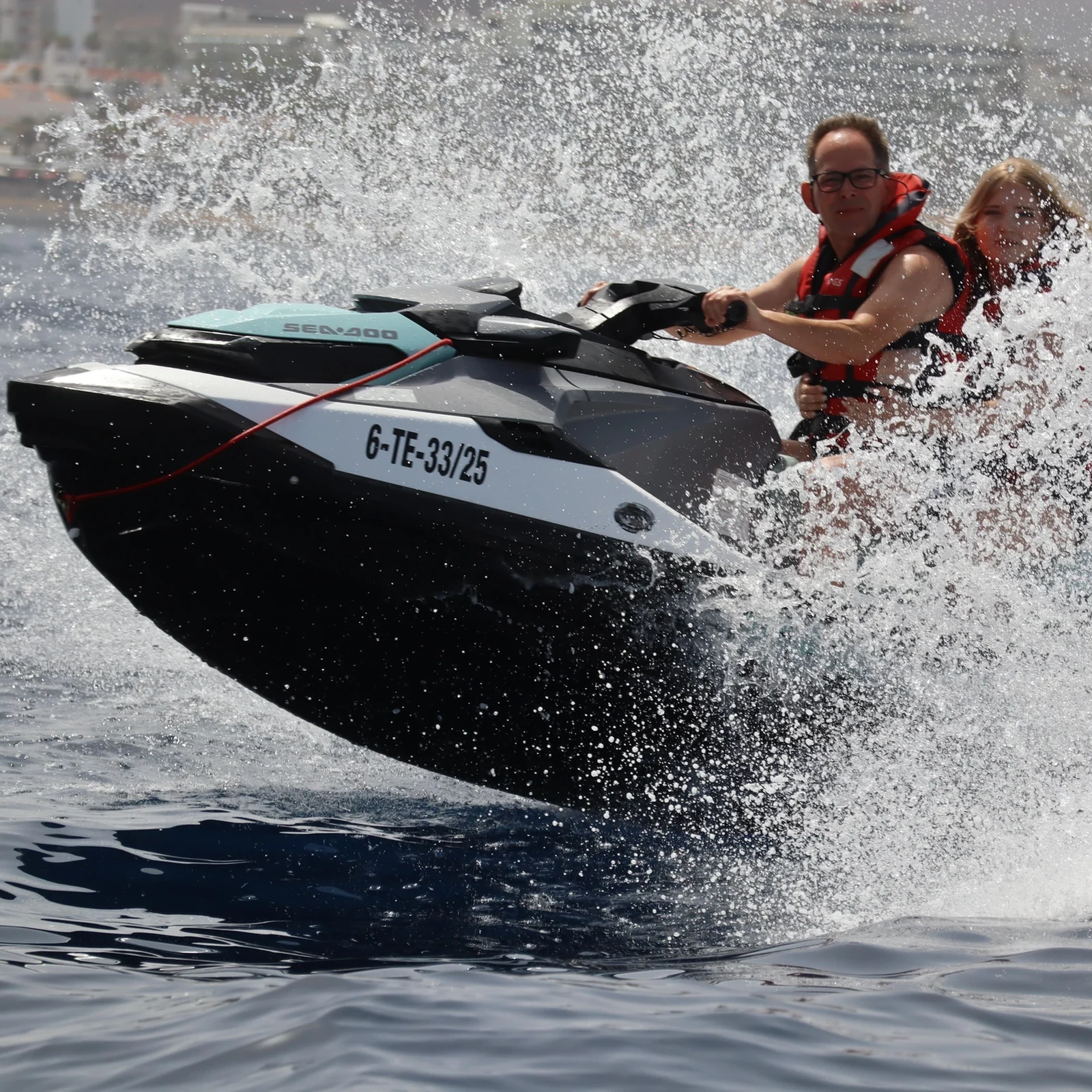 Parcourez la côte sud de Tenerife en jet-ski