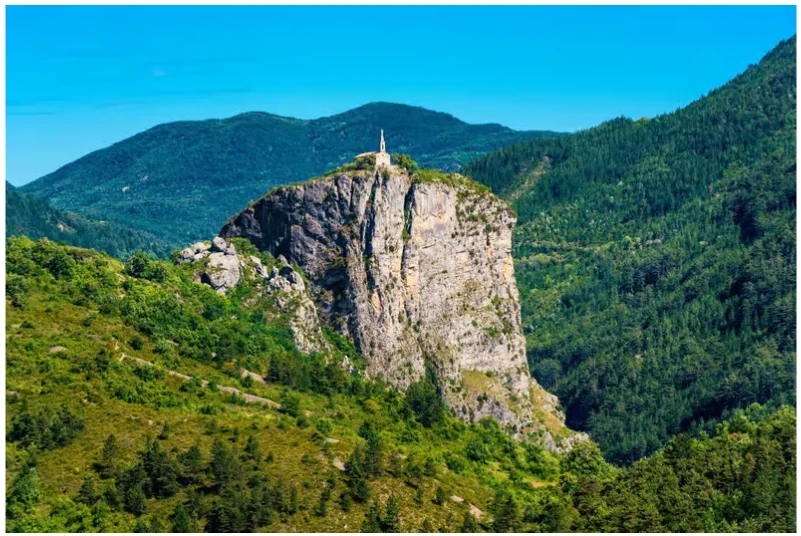 Excursion Gorges du Verdon depuis Nice : lac, villages et paysages de Provence