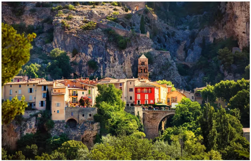 Excursion Gorges du Verdon depuis Nice : lac, villages et paysages de Provence