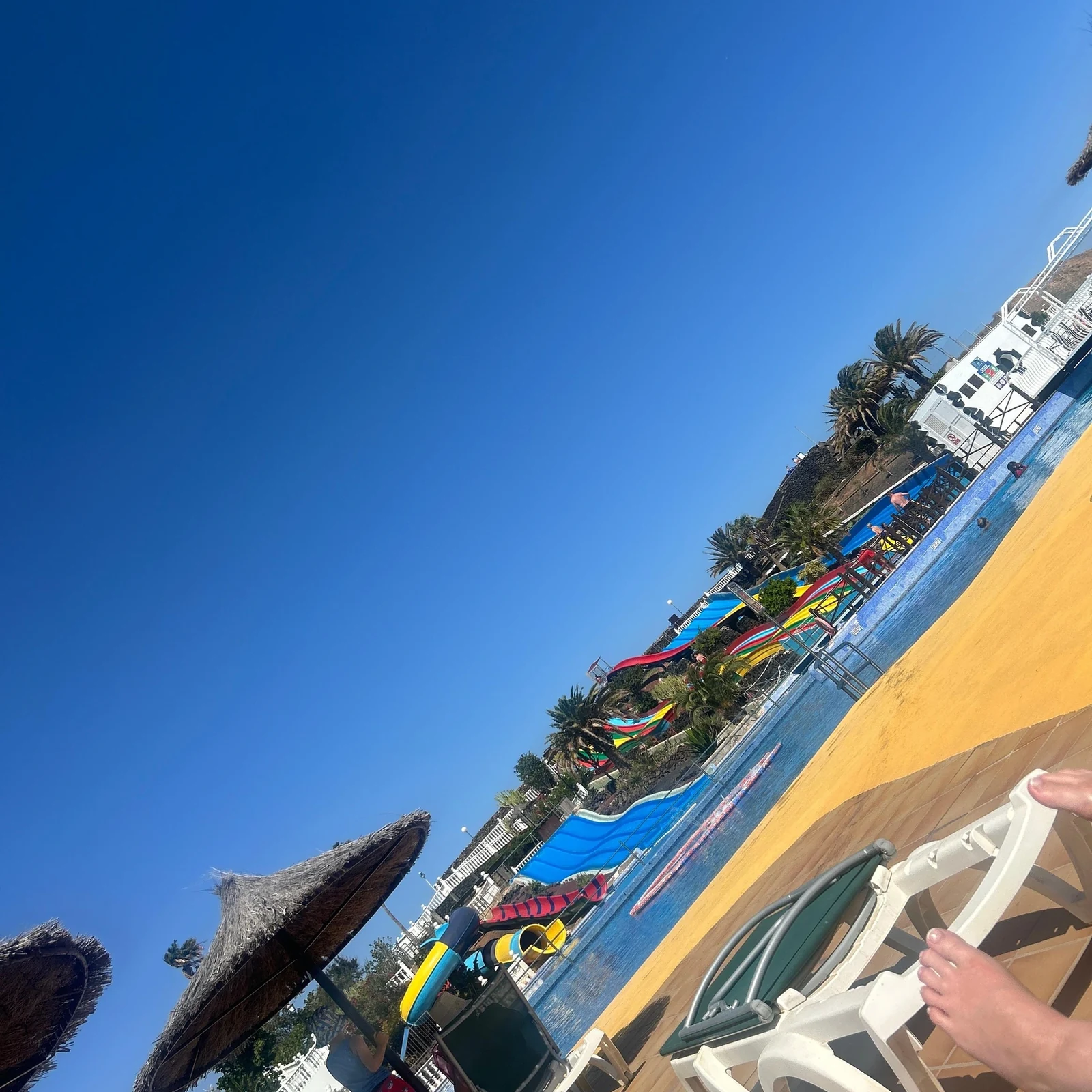 Un día de piscinas y toboganes en Aquapark Costa Teguise