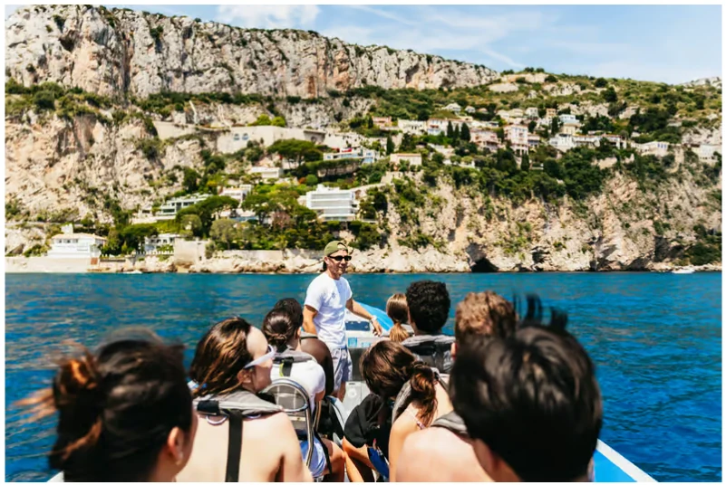 Excursion en bateau de Nice à la grotte de Mala avec snorkeling