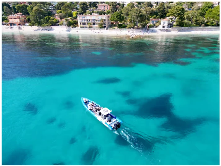 Excursion en bateau de Nice à la grotte de Mala avec snorkeling