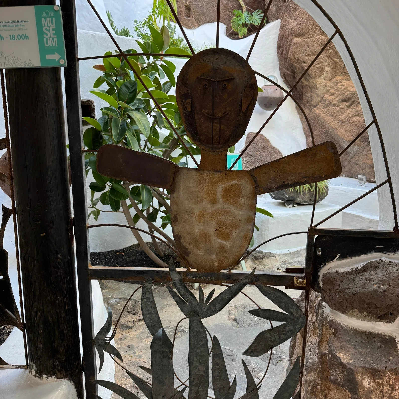 An evening of Lanzarote wine, Canarian food and LagOmar architecture