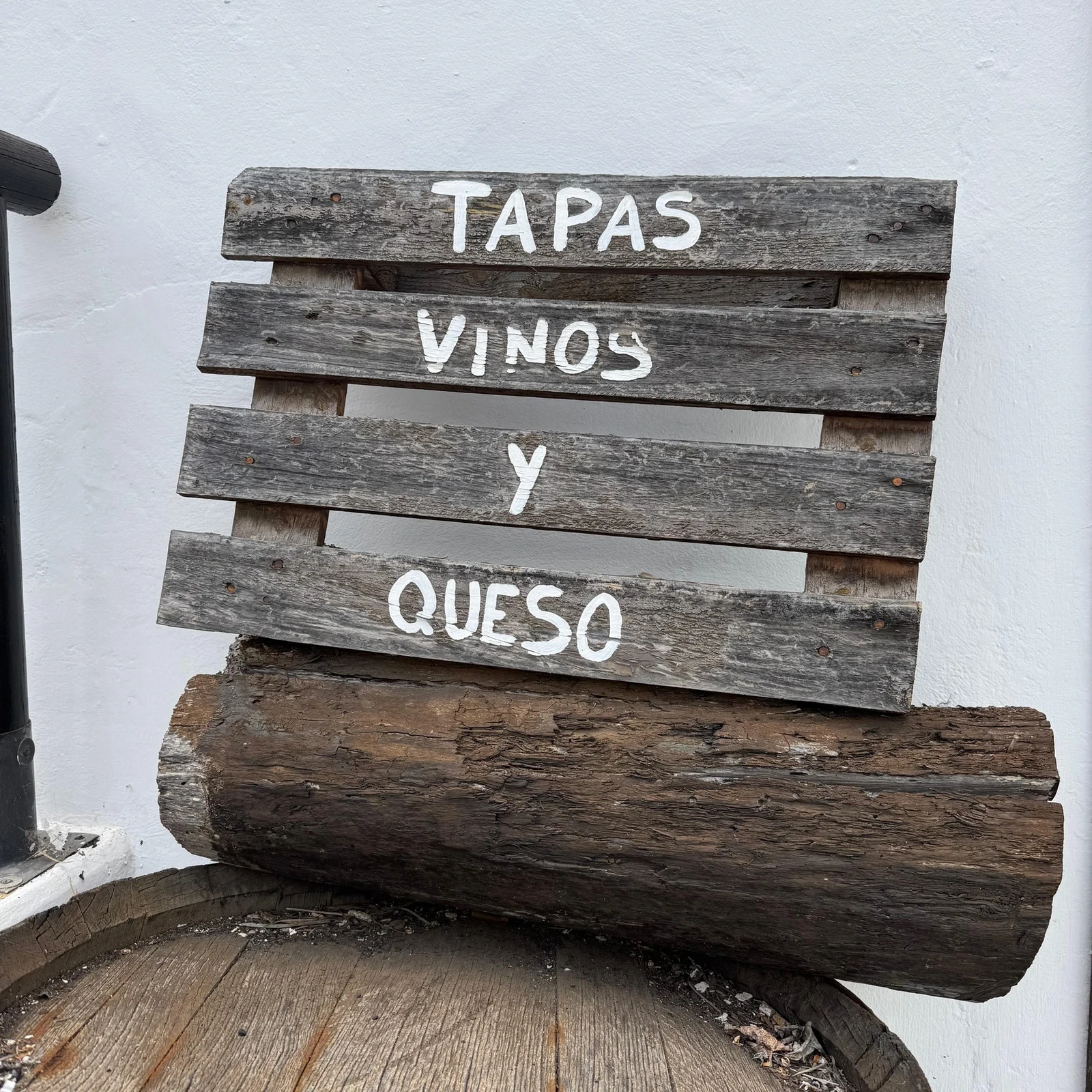 Una noche entre vinos, cocina canaria y la arquitectura de LagOmar