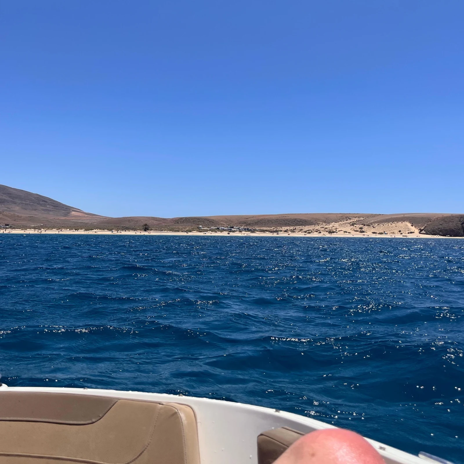 Naviguez vers les plages de Papagayo à votre rythme