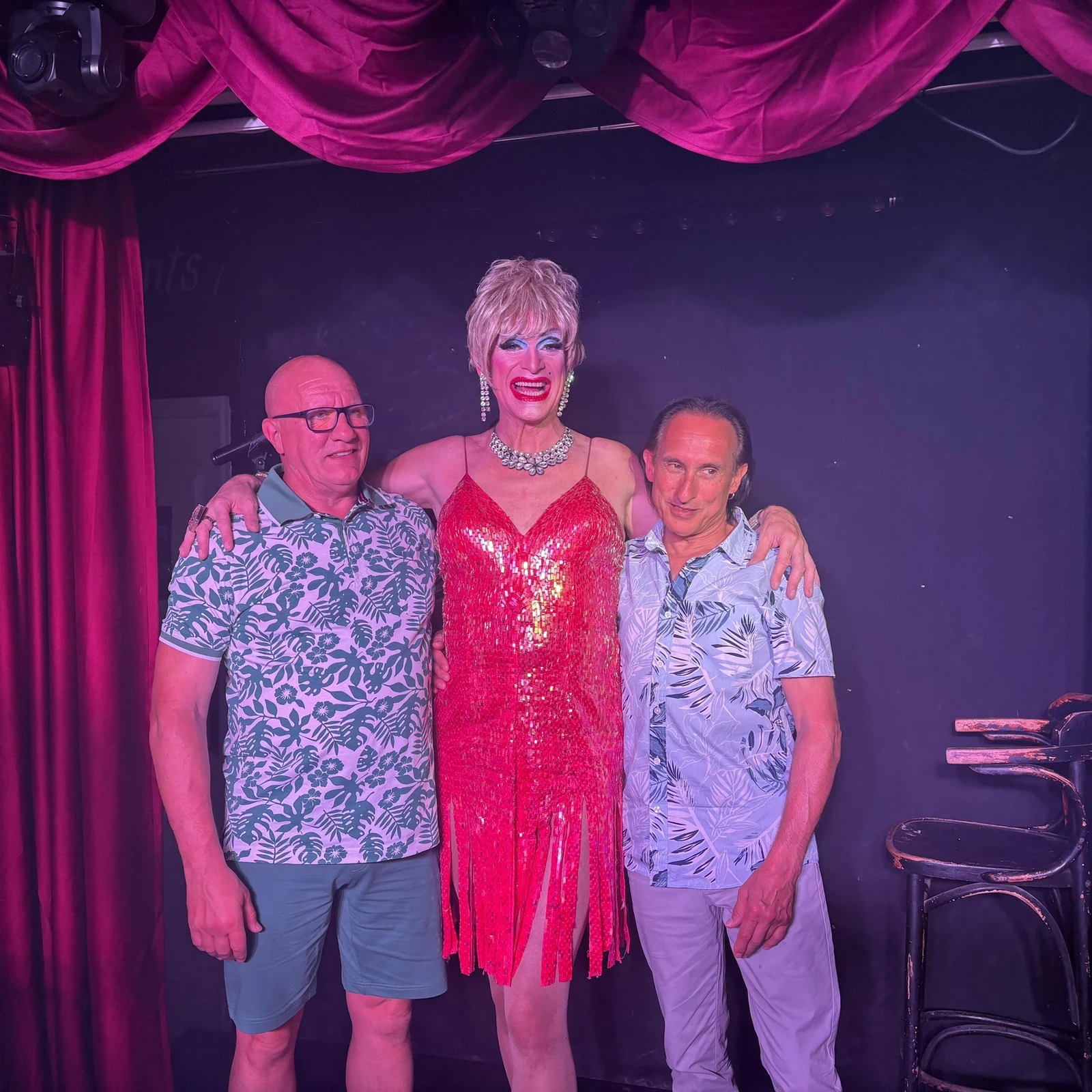 Une soirée de cabaret, chant et comédie avec The Contessa Guapatini