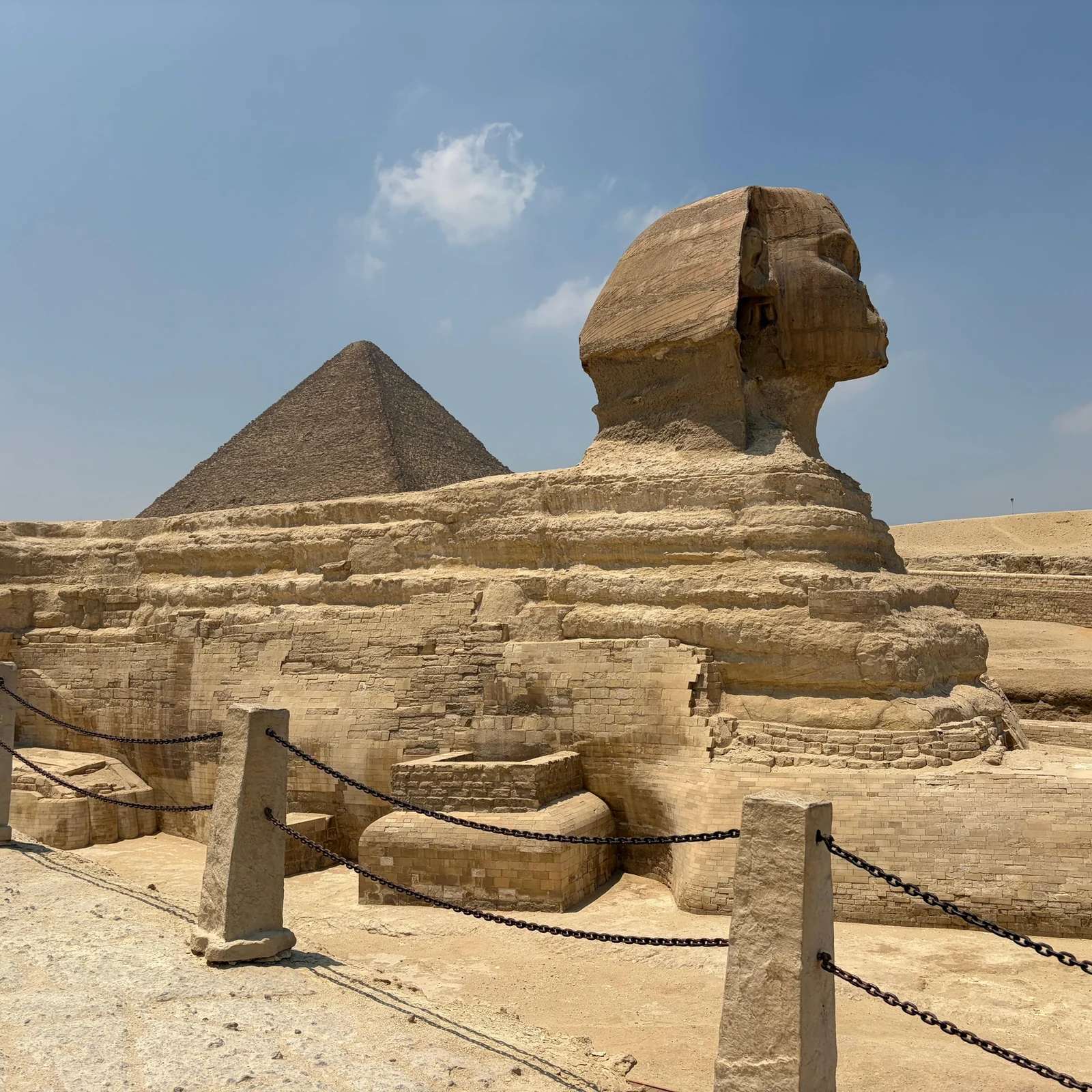 Von Djosers Stufenpyramide zur Großen Sphinx an einem Tag