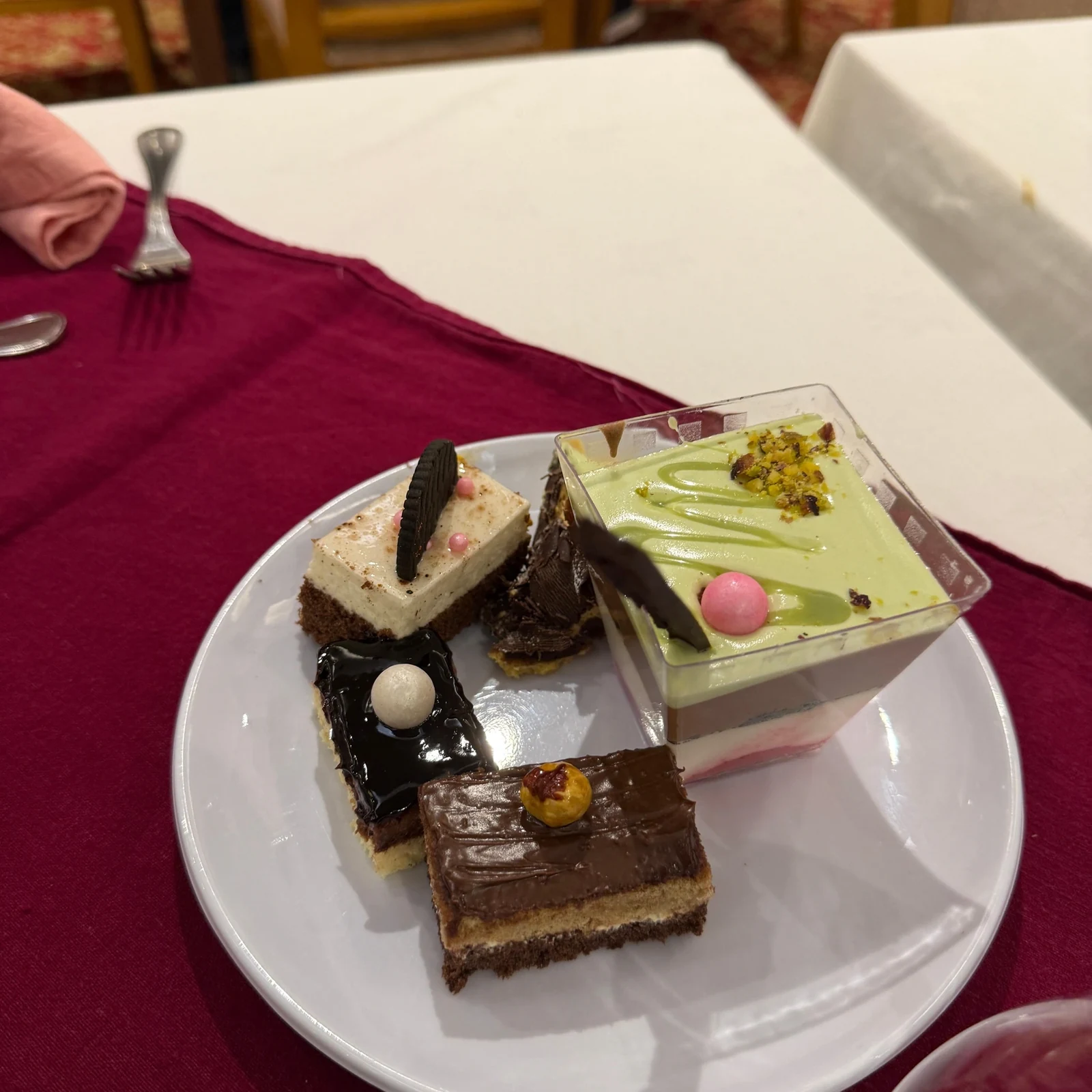 Abendessen, nächtliche Aussicht und Unterhaltung auf der Nile Royal Topaz