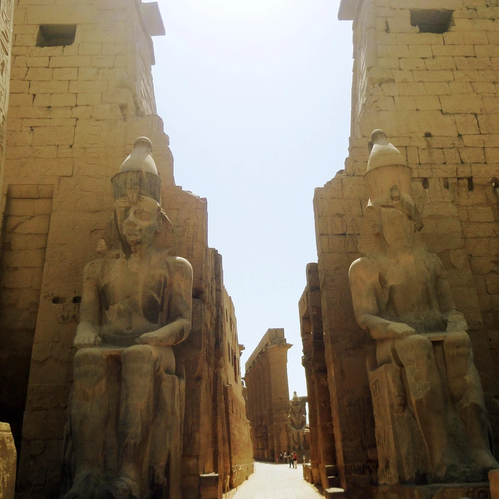 Ocho días de historia egipcia entre El Cairo y Asuán