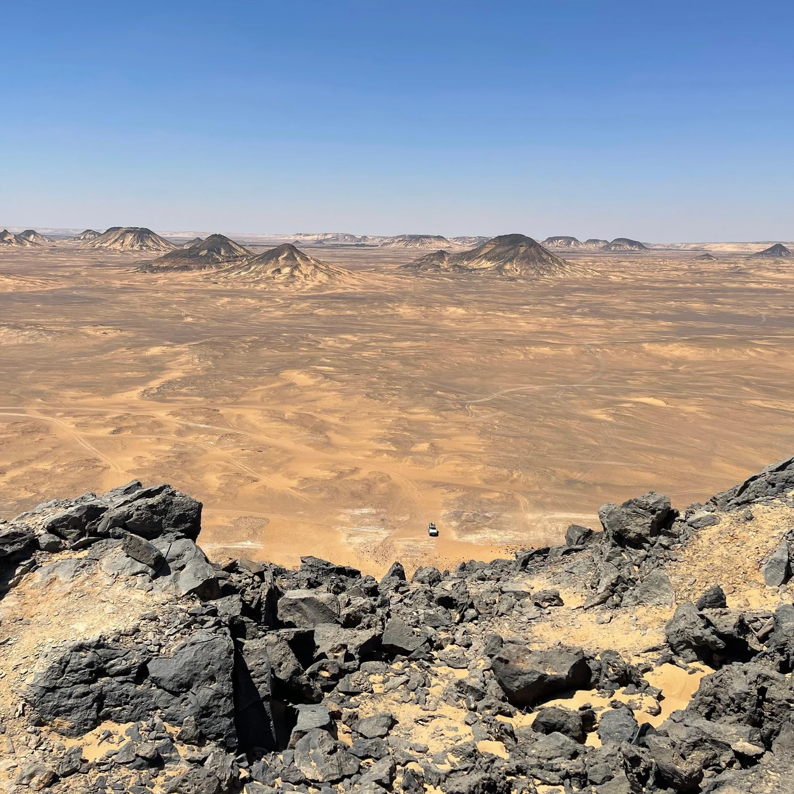 De l’agitation du Caire aux paysages du Désert Blanc
