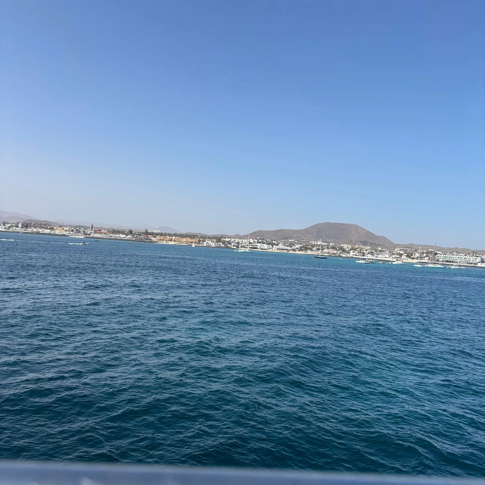 Cruza entre Lanzarote y Fuerteventura en 35 minutos