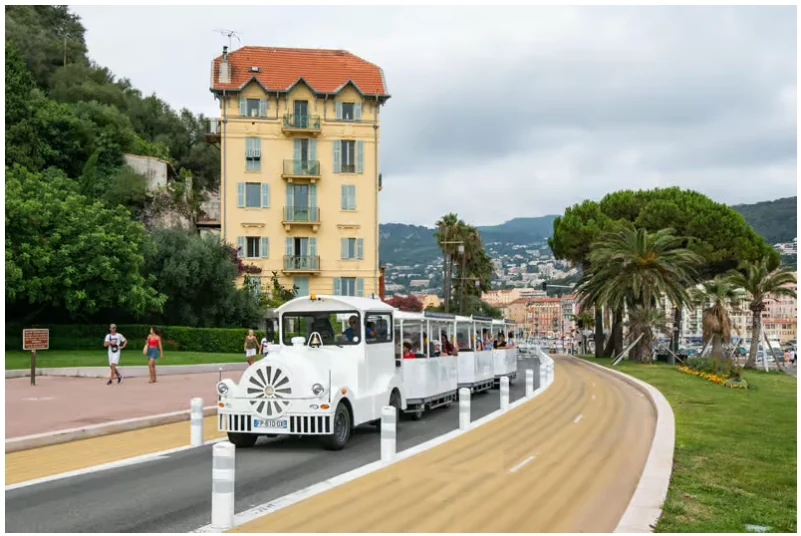 Petit train électrique à Nice avec vues panoramiques