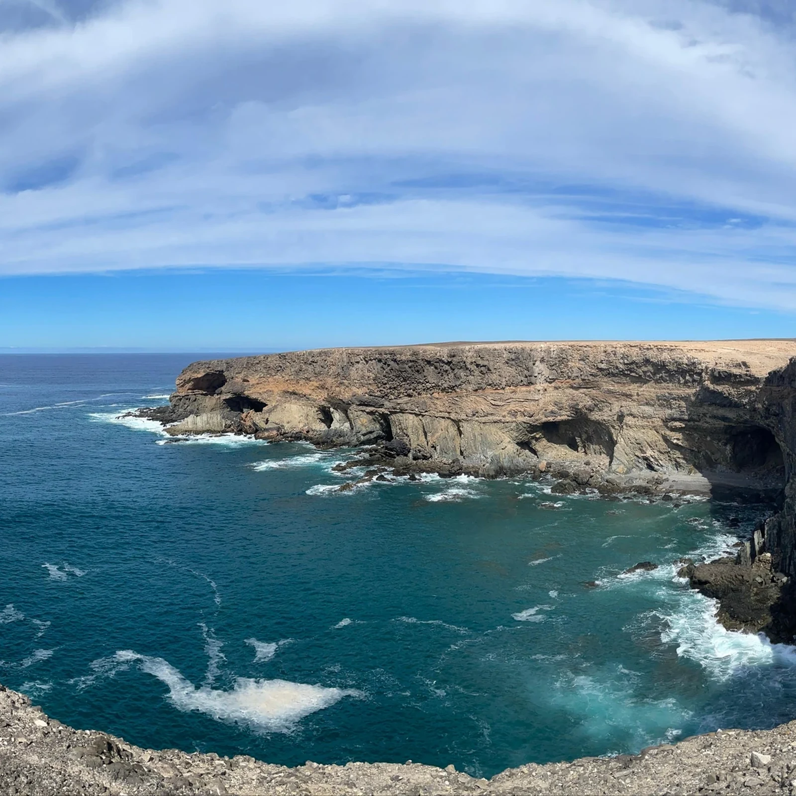 Two wild landscapes on one western Fuerteventura hike