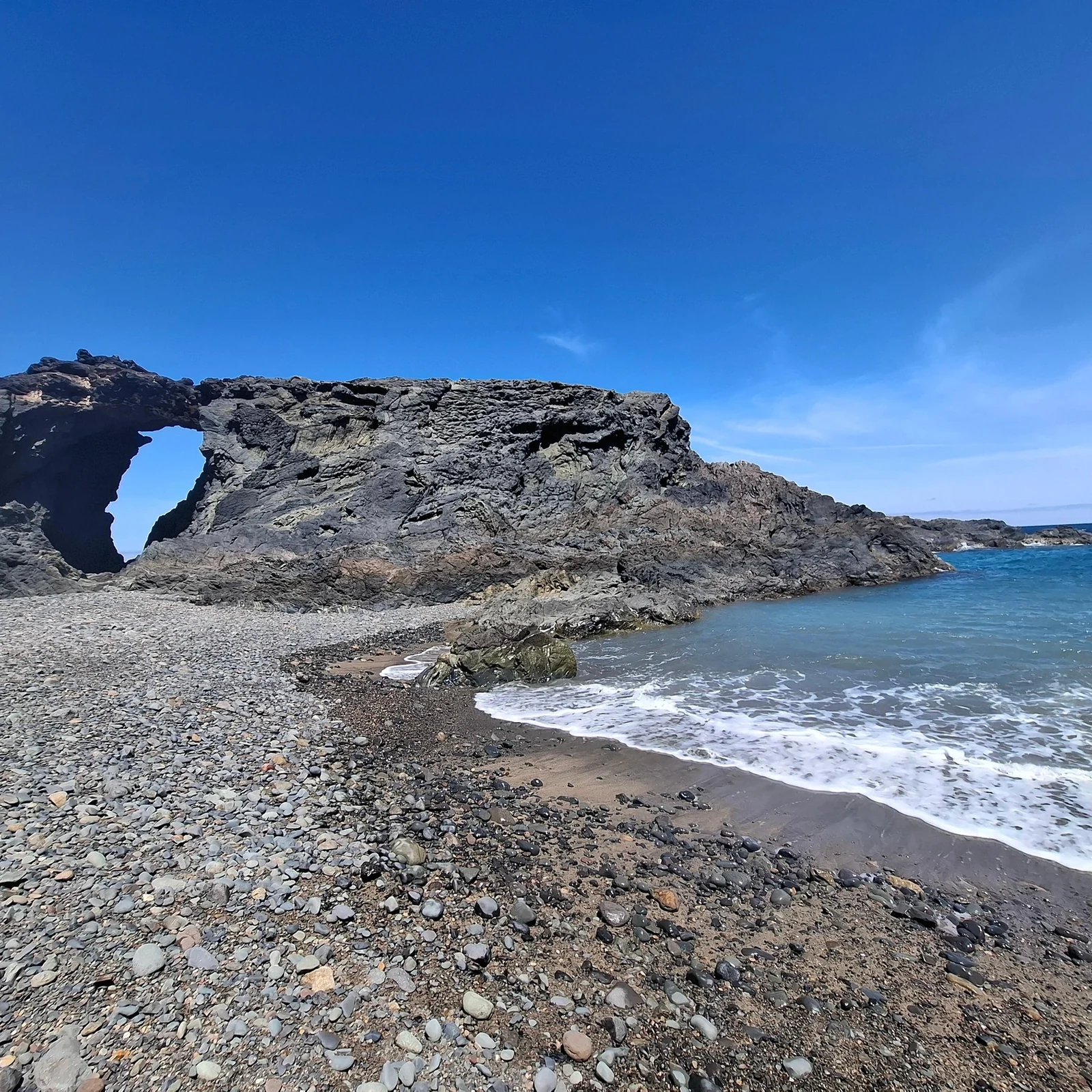 Two wild landscapes on one western Fuerteventura hike