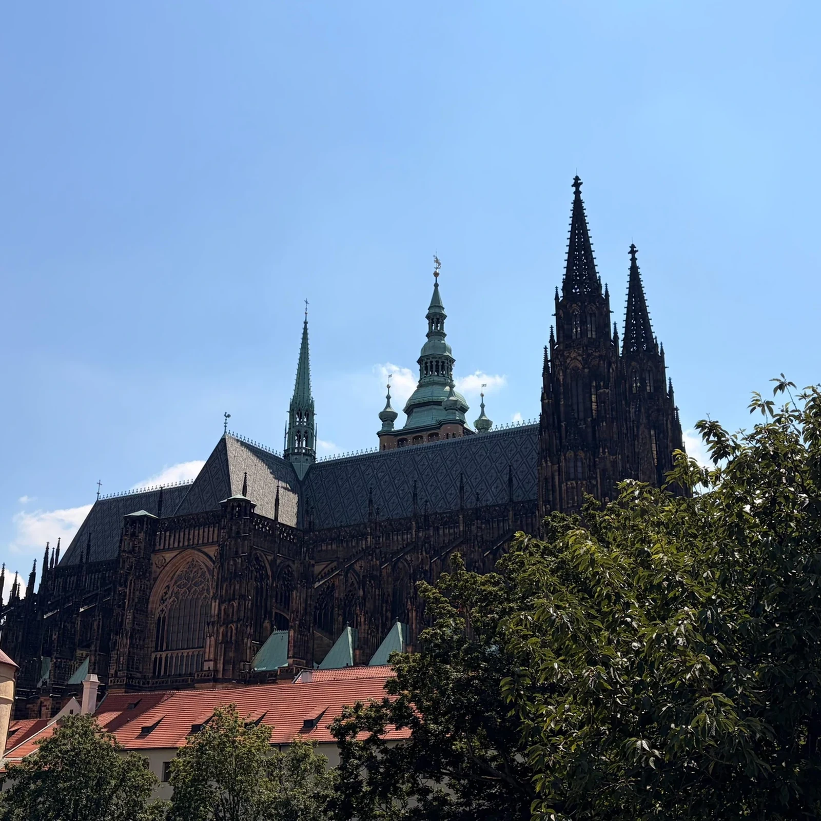De la Ciudad Vieja al Castillo de Praga con guía