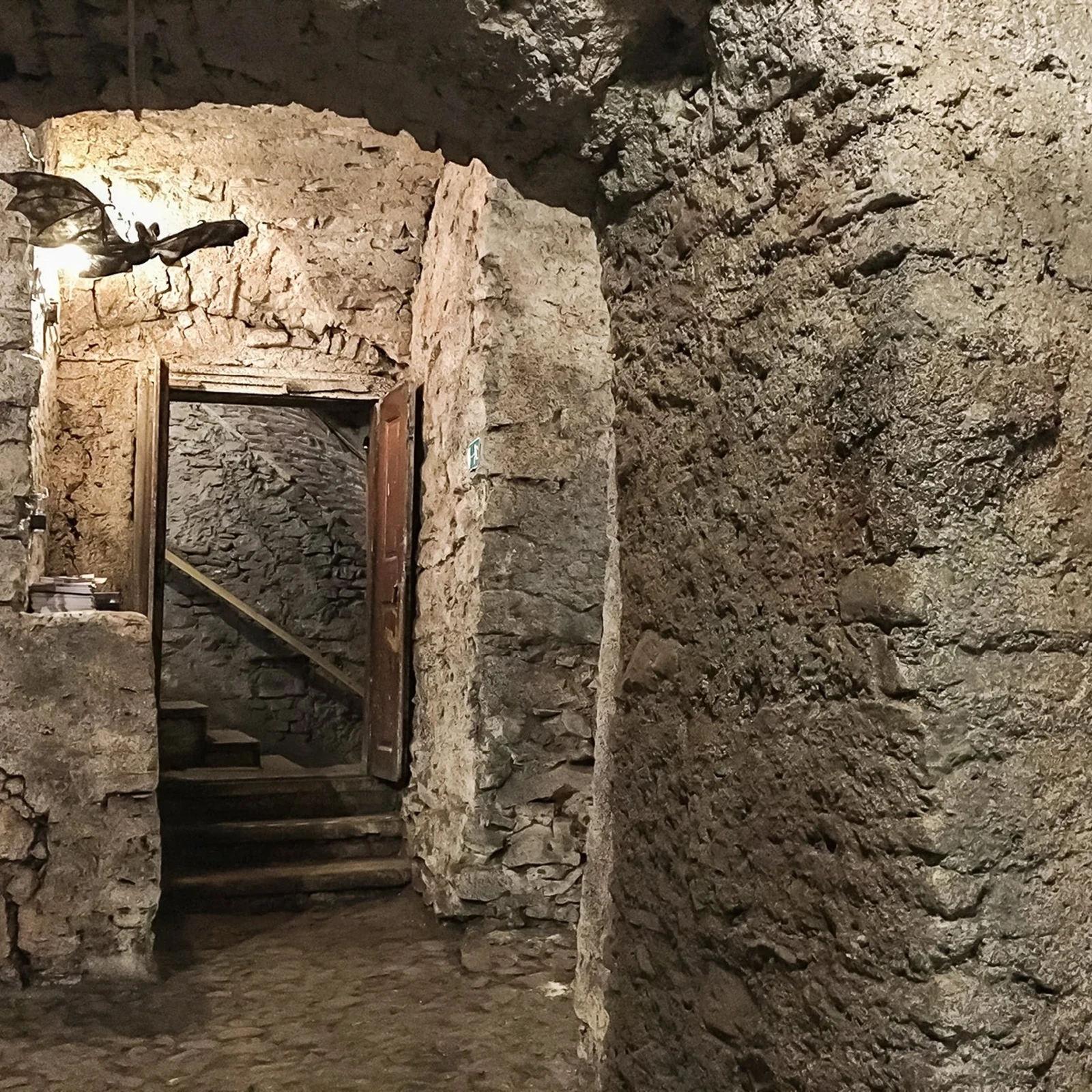 Descubre la Praga medieval que permanece bajo sus calles