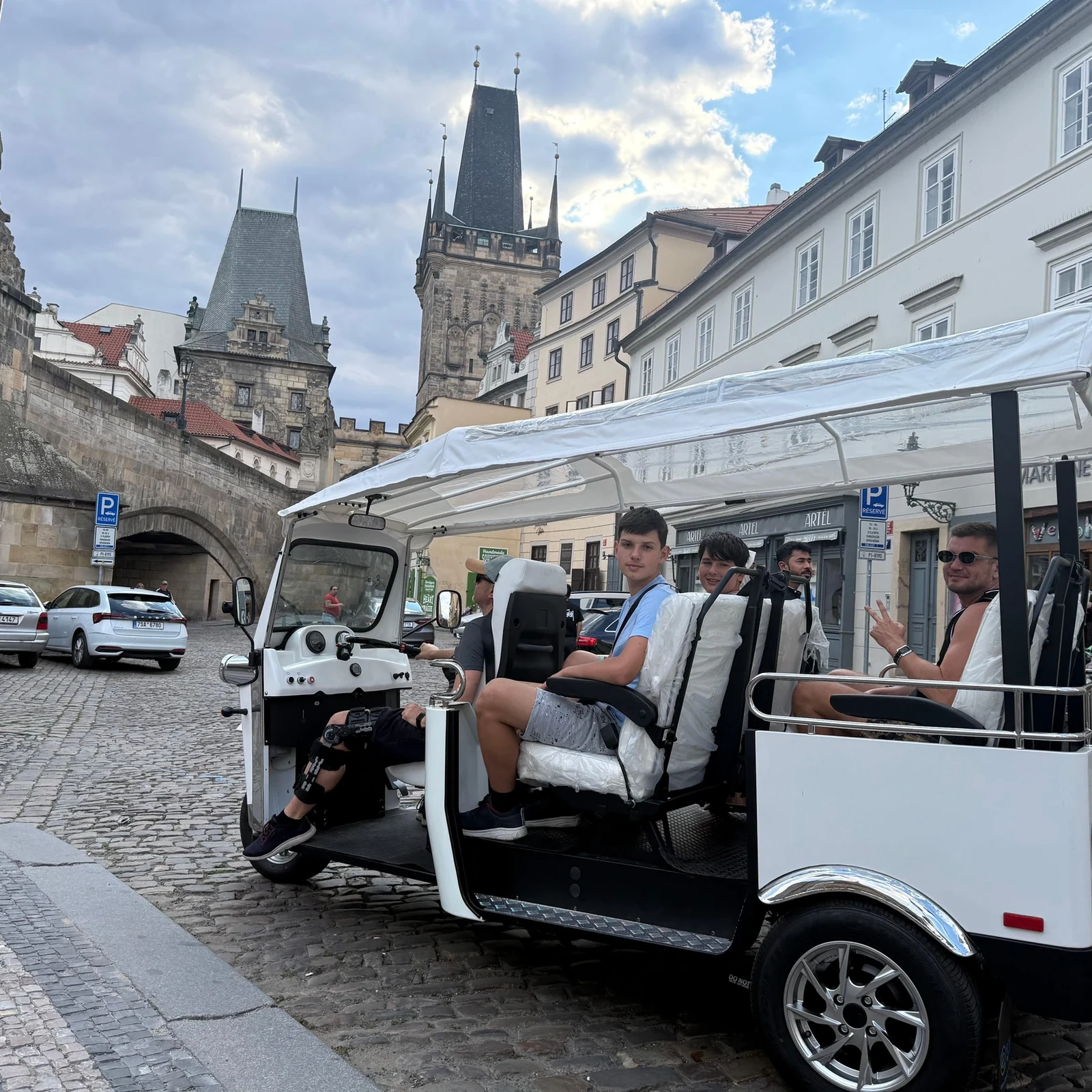 Entdecke Prag im privaten elektrischen Tuk-Tuk