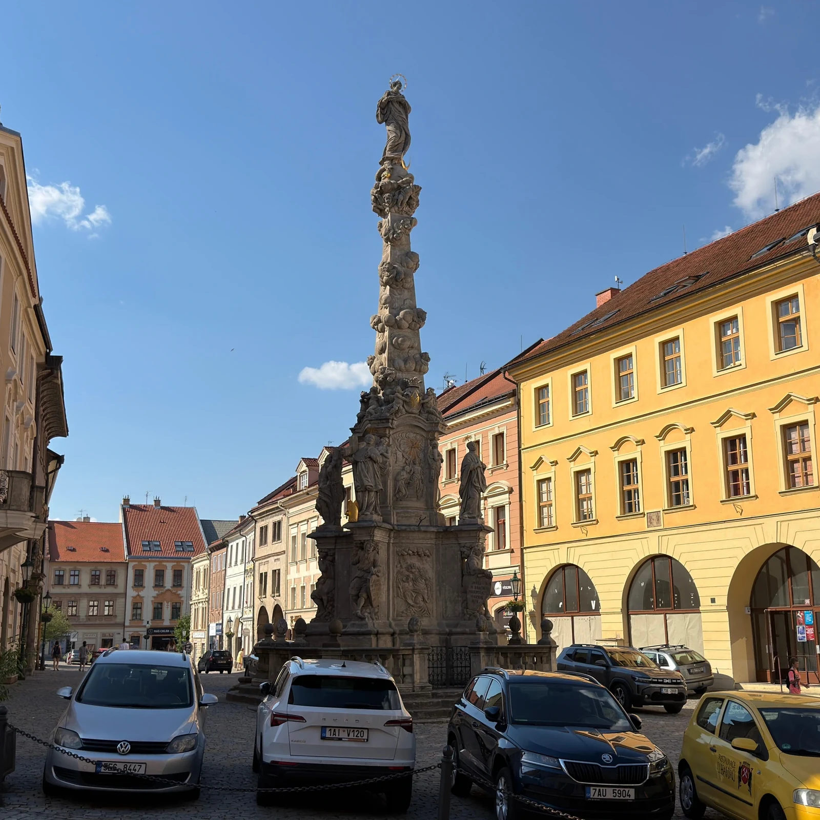 Kutná Hora from Prague with transport, guide and admission
