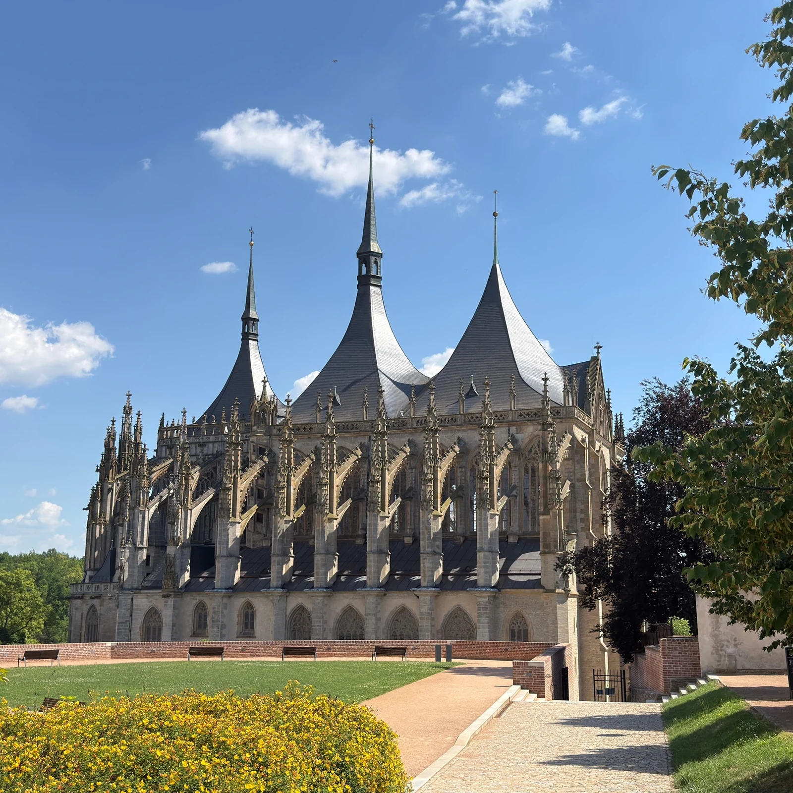 Kutná Hora from Prague with transport, guide and admission