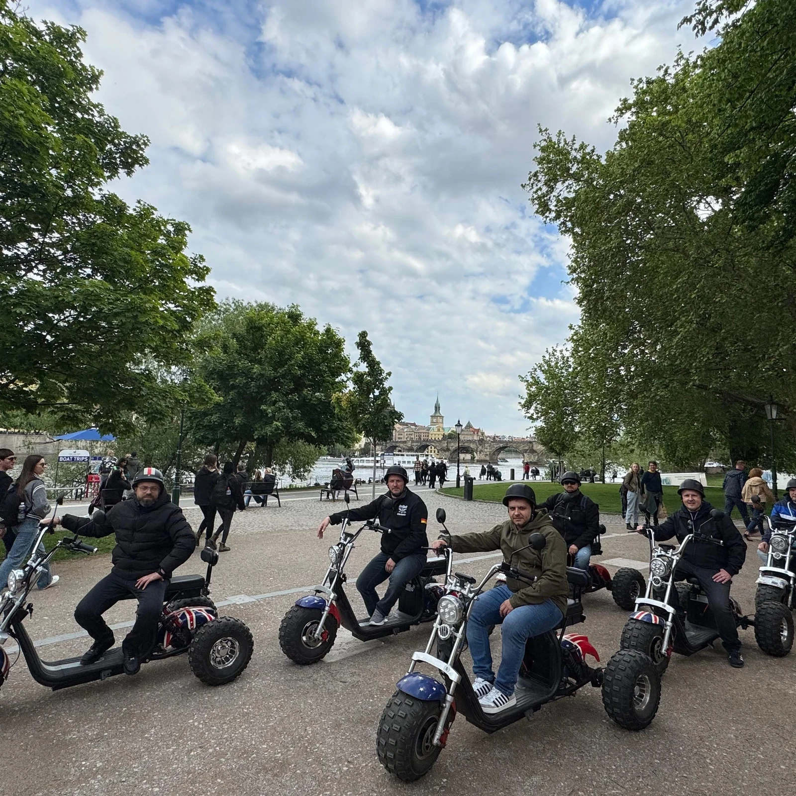 Entdecke Prag mit einem elektrischen Trike