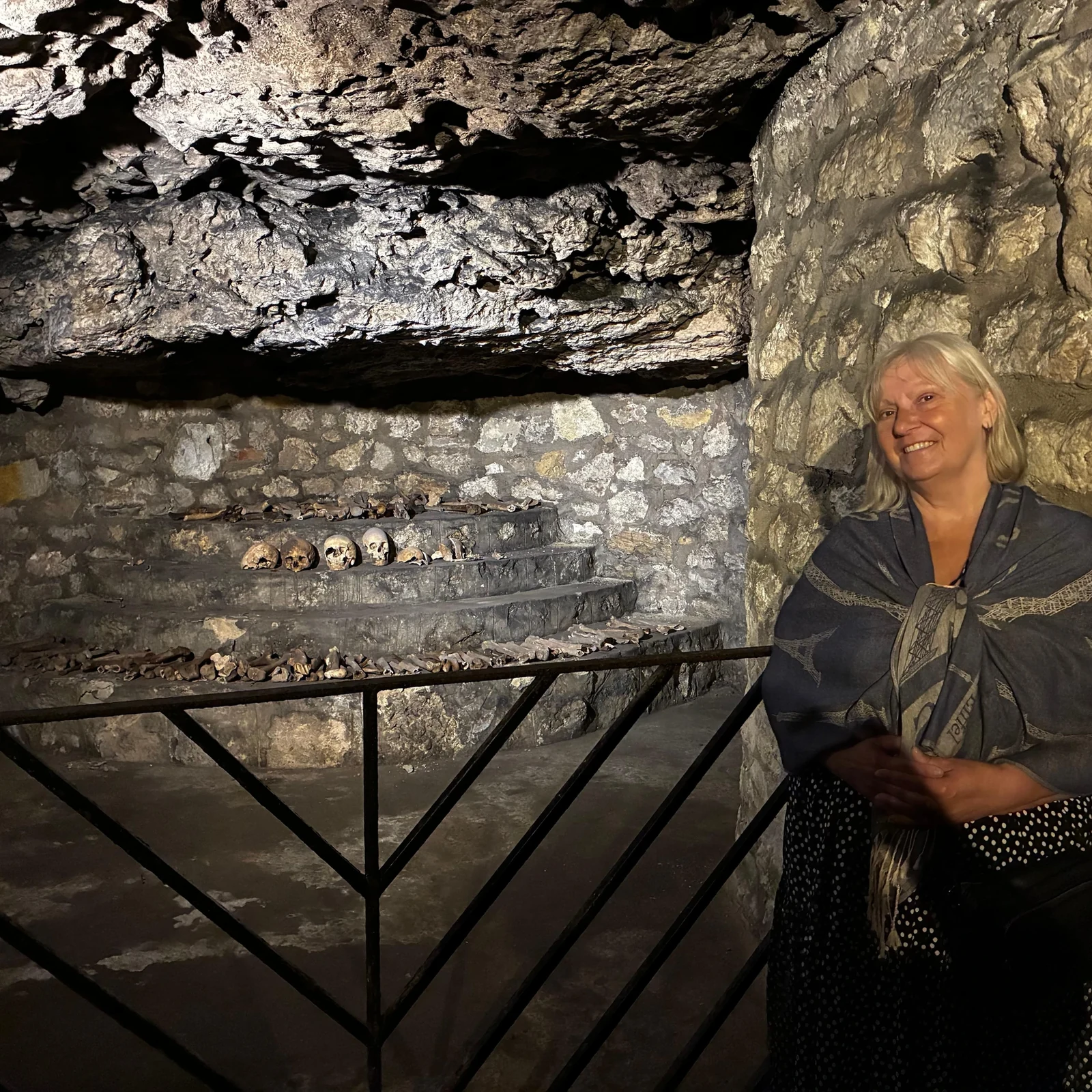 Explorez les grottes sous le château de Buda
