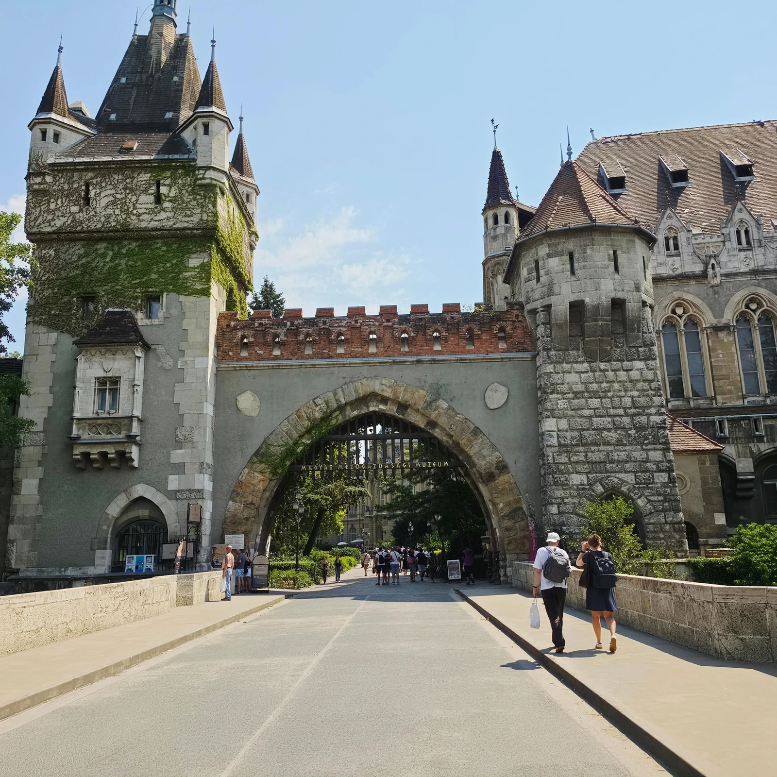 See Budapest at your own pace across Buda and Pest