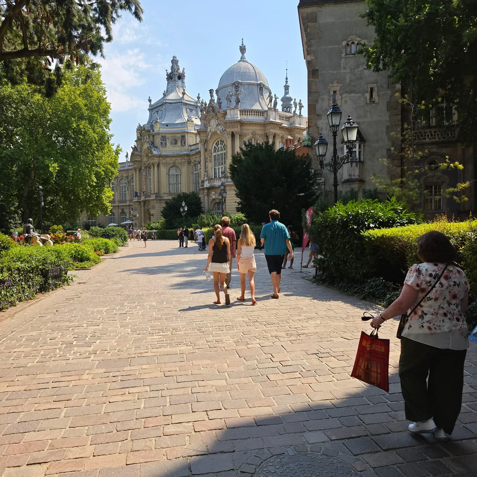 Entdecke Budapest flexibel zwischen Buda und Pest