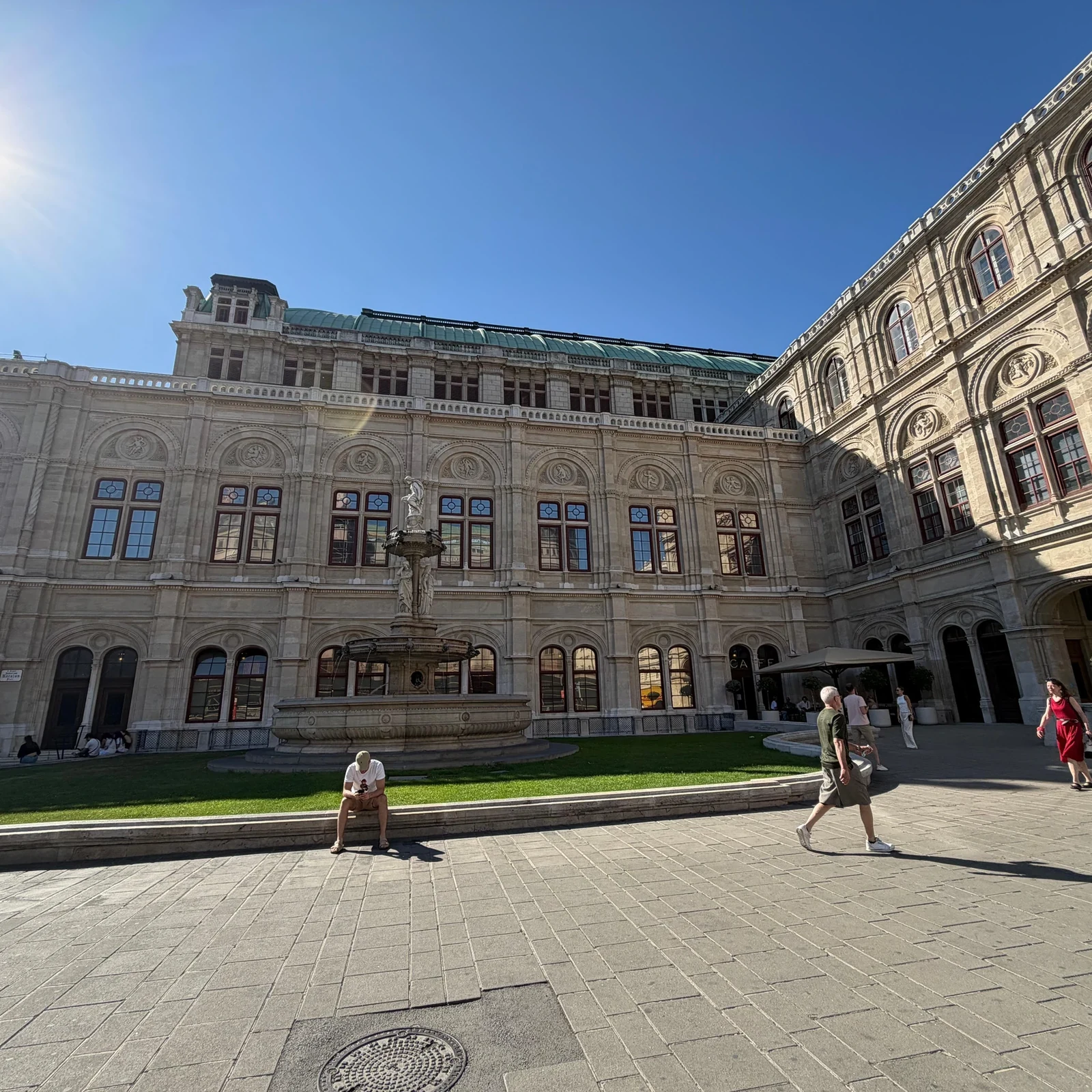 Wien und Bratislava an einem Tag ab Budapest