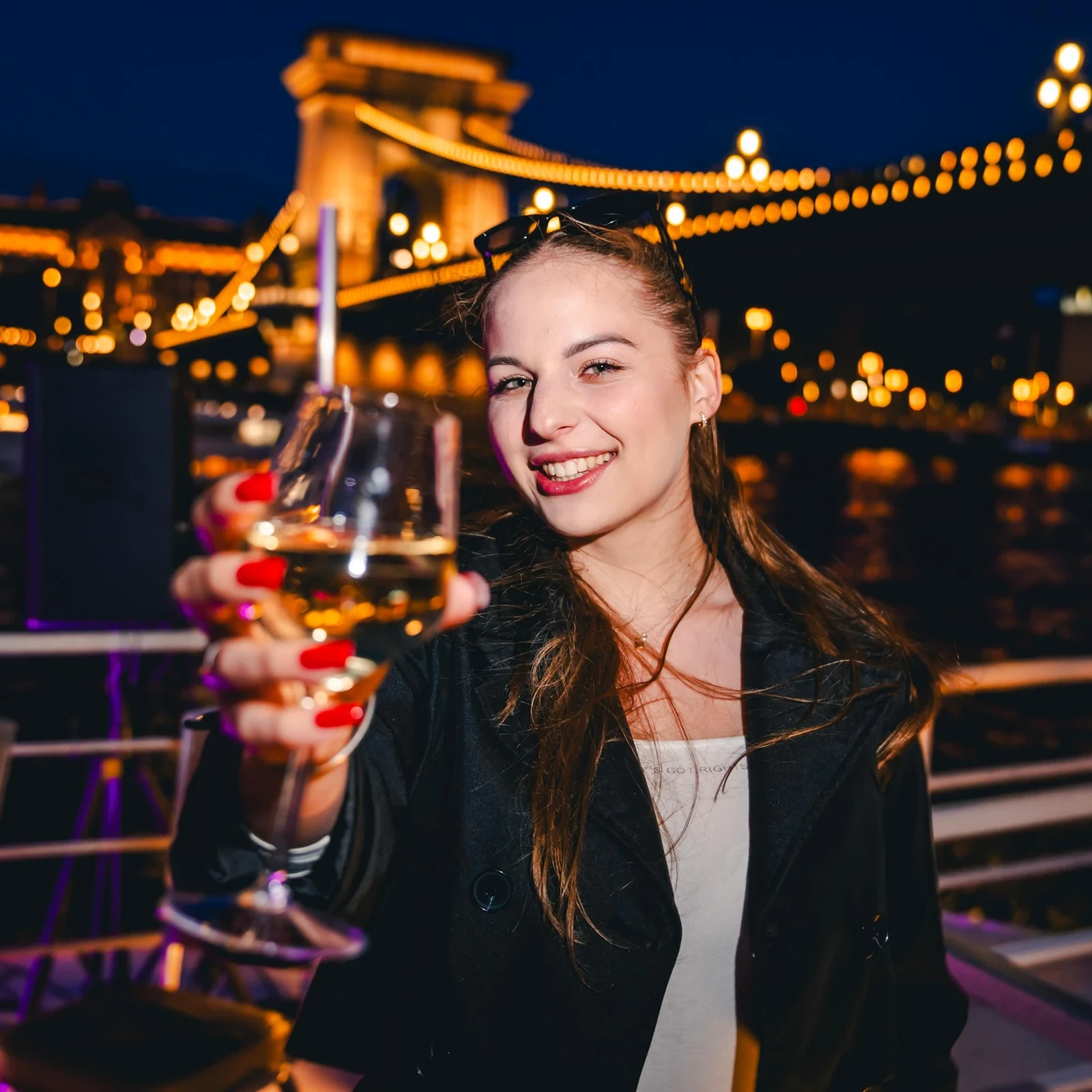 Budapest von der Donau aus – mit unbegrenzten Getränken