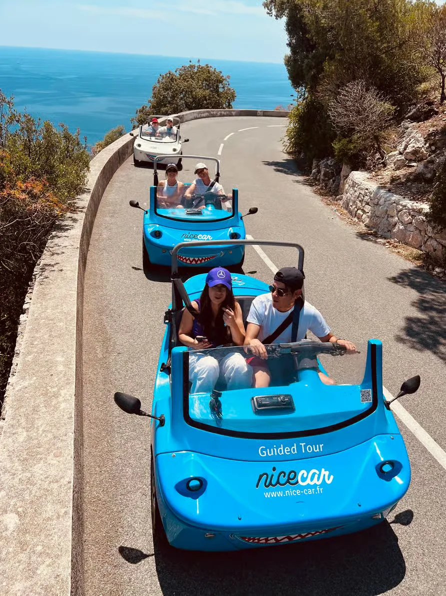 Tour en voiture électrique à Nice pour explorer la Riviera française