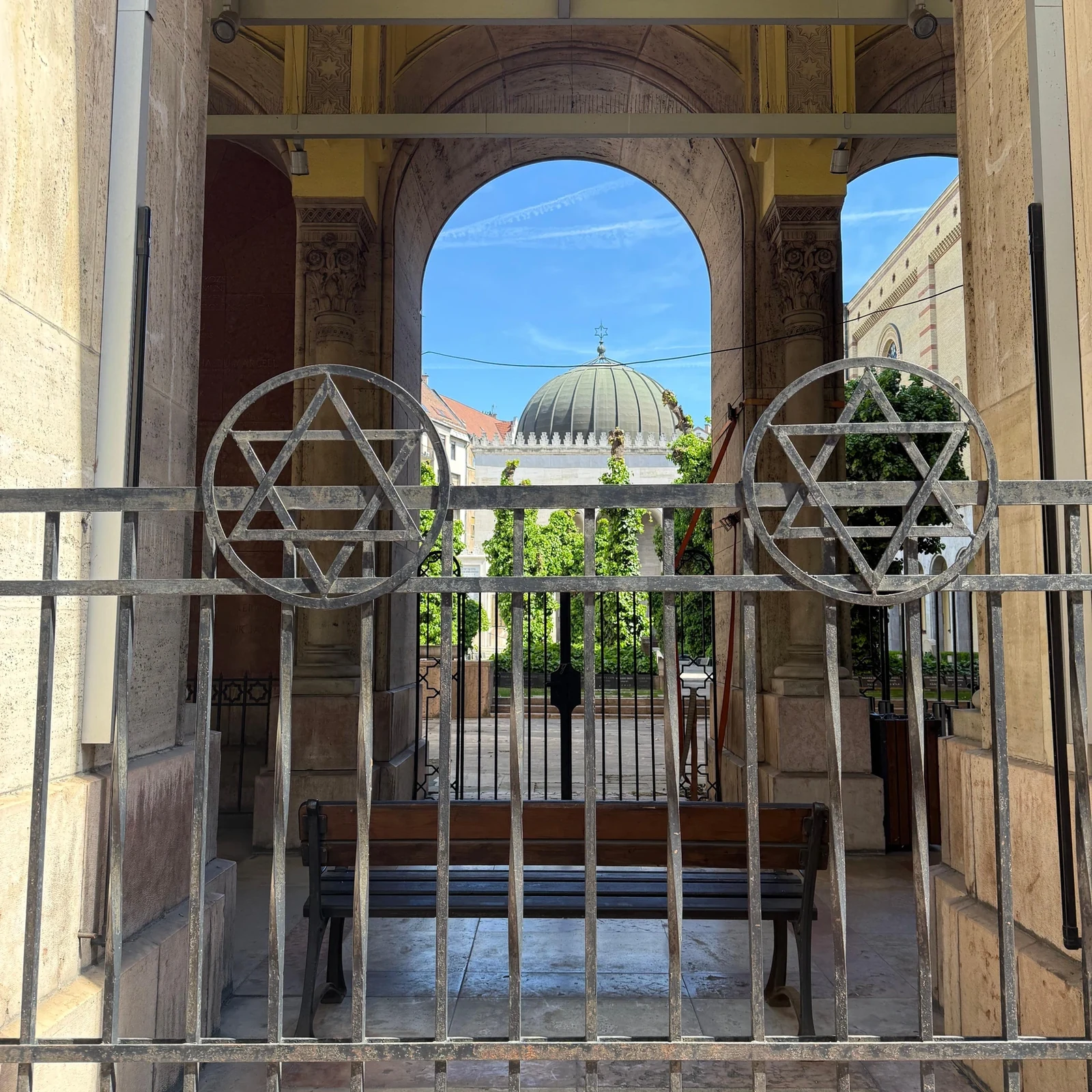 Descubre el pasado y el presente del barrio judío de Budapest