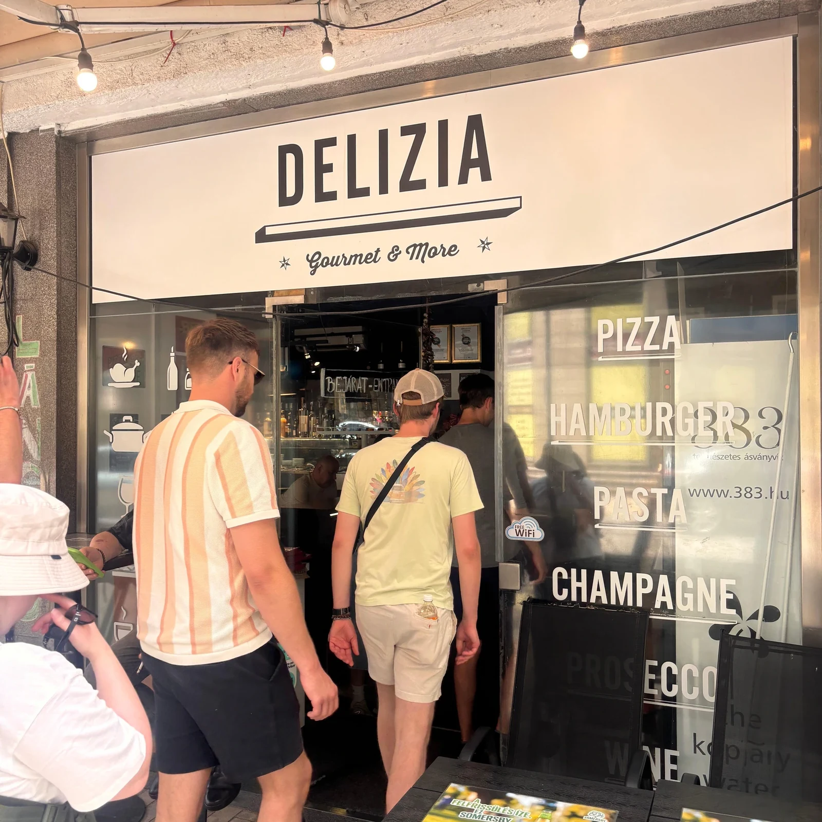 Goûtez Budapest à pied dans le 7e arrondissement