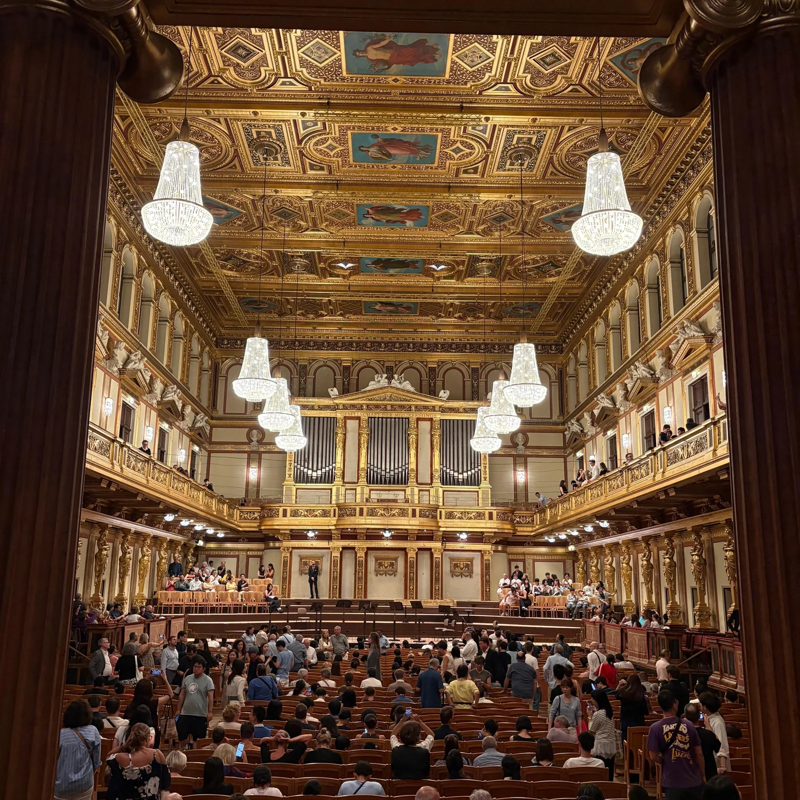 Live classical music inside the Musikverein