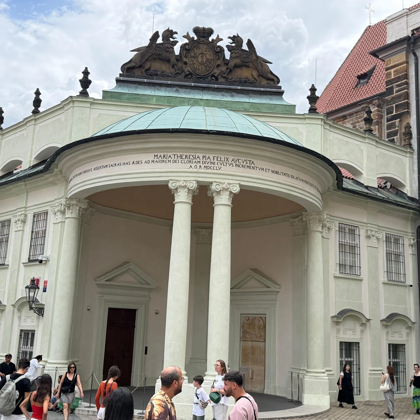 Praga en un día desde Viena, con los traslados organizados