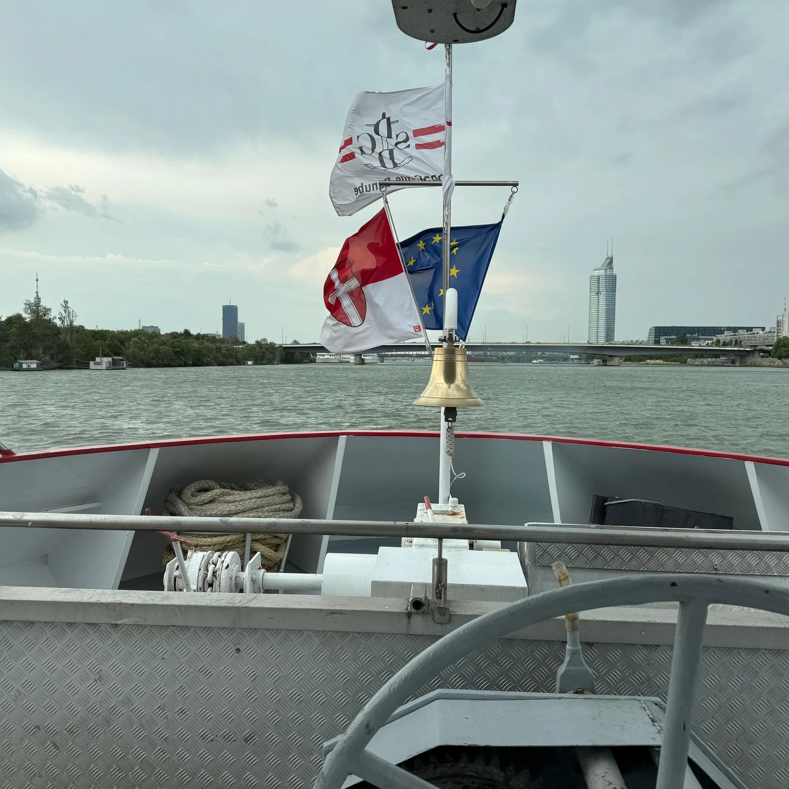 Contempla Viena desde el Danubio a un ritmo tranquilo