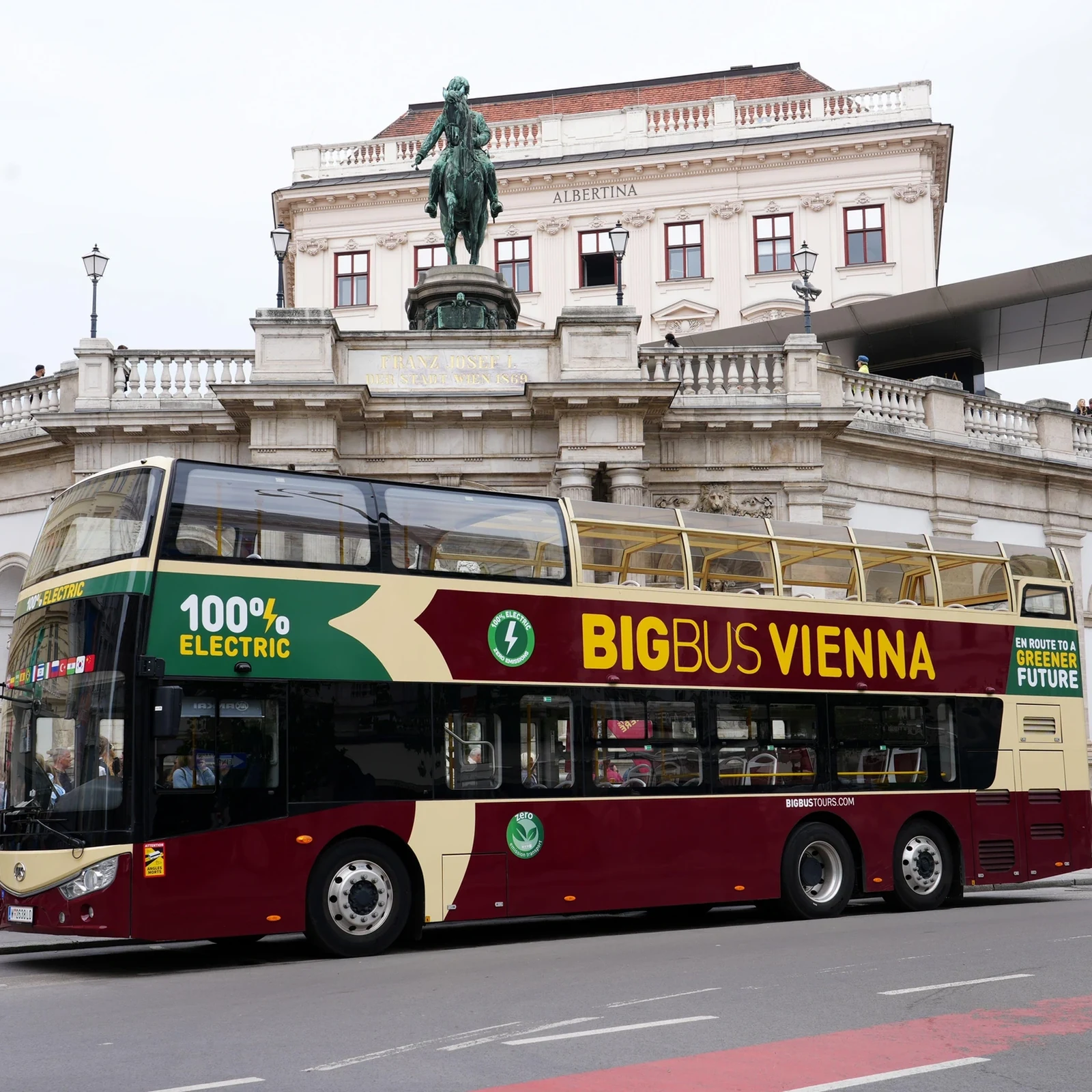See Vienna at your own pace with Big Bus