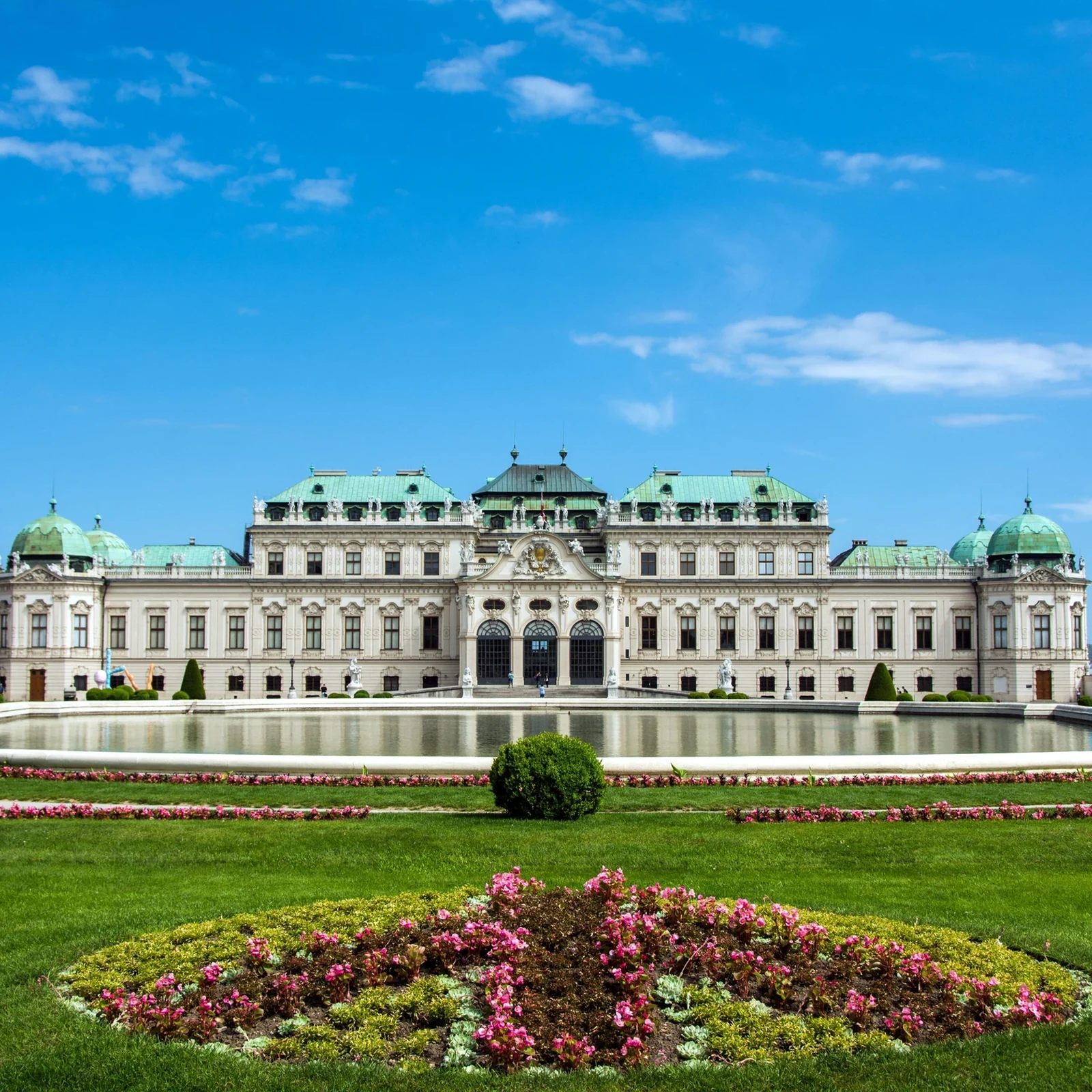 See Vienna at your own pace with Big Bus
