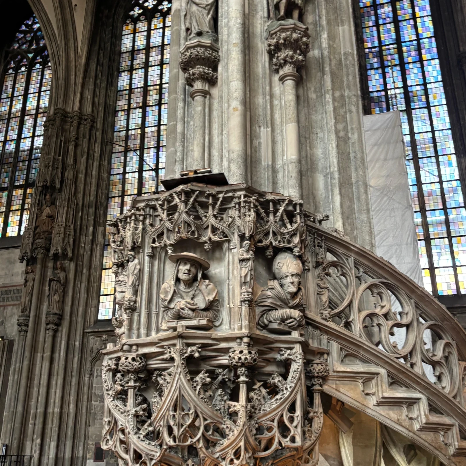 Museum, Dom, Türme und Katakomben mit einem Ticket
