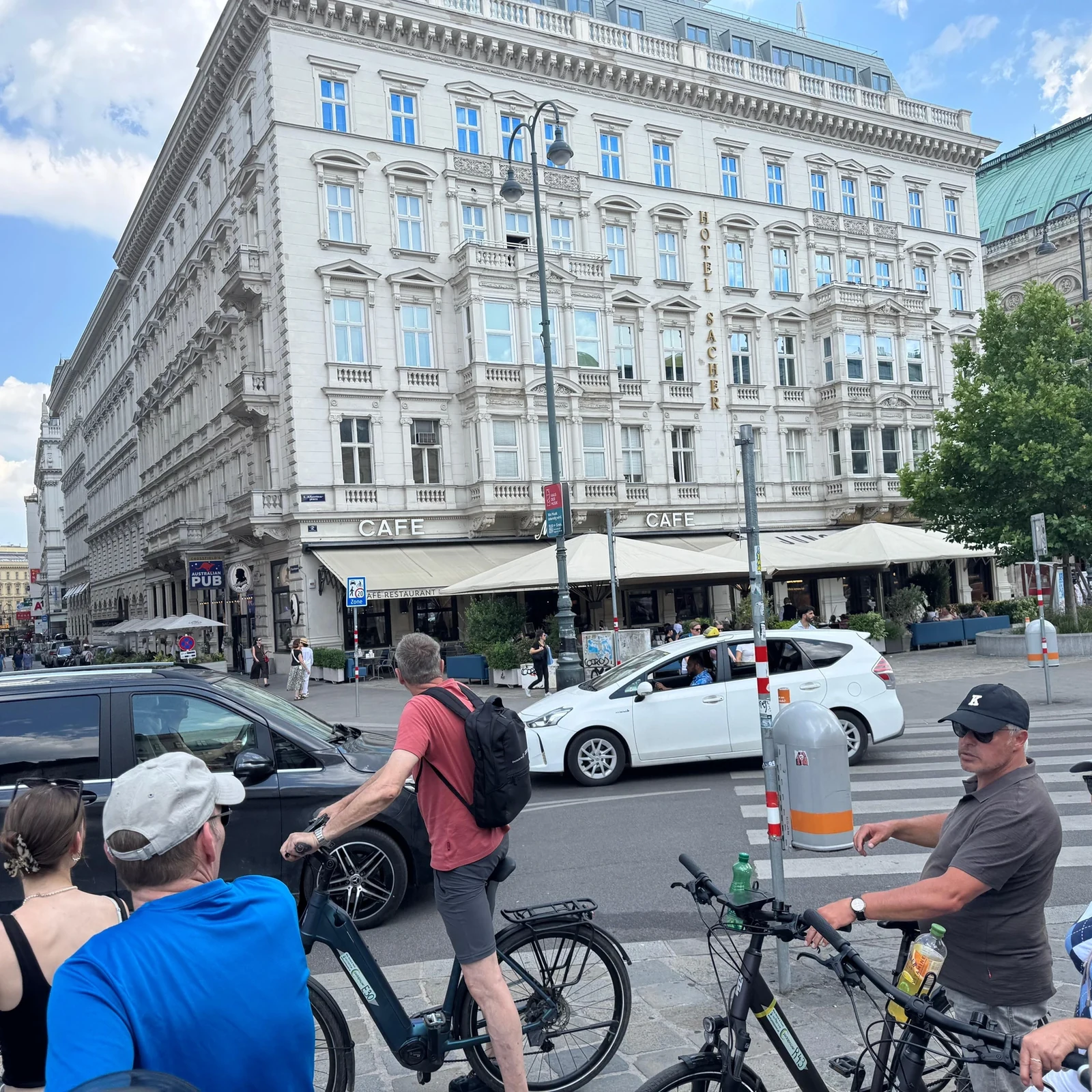 Descubre los grandes hitos de Viena sobre dos ruedas
