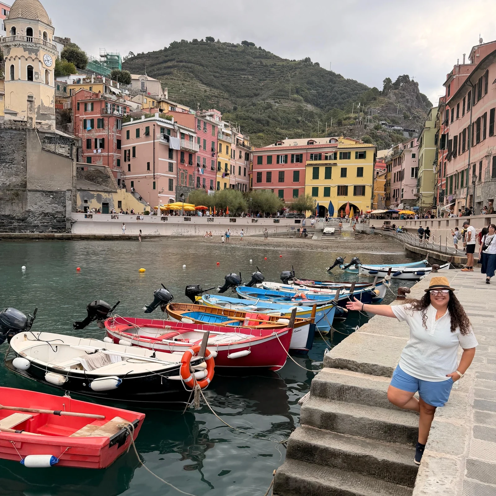 Travel from Florence to Cinque Terre on the route that suits you