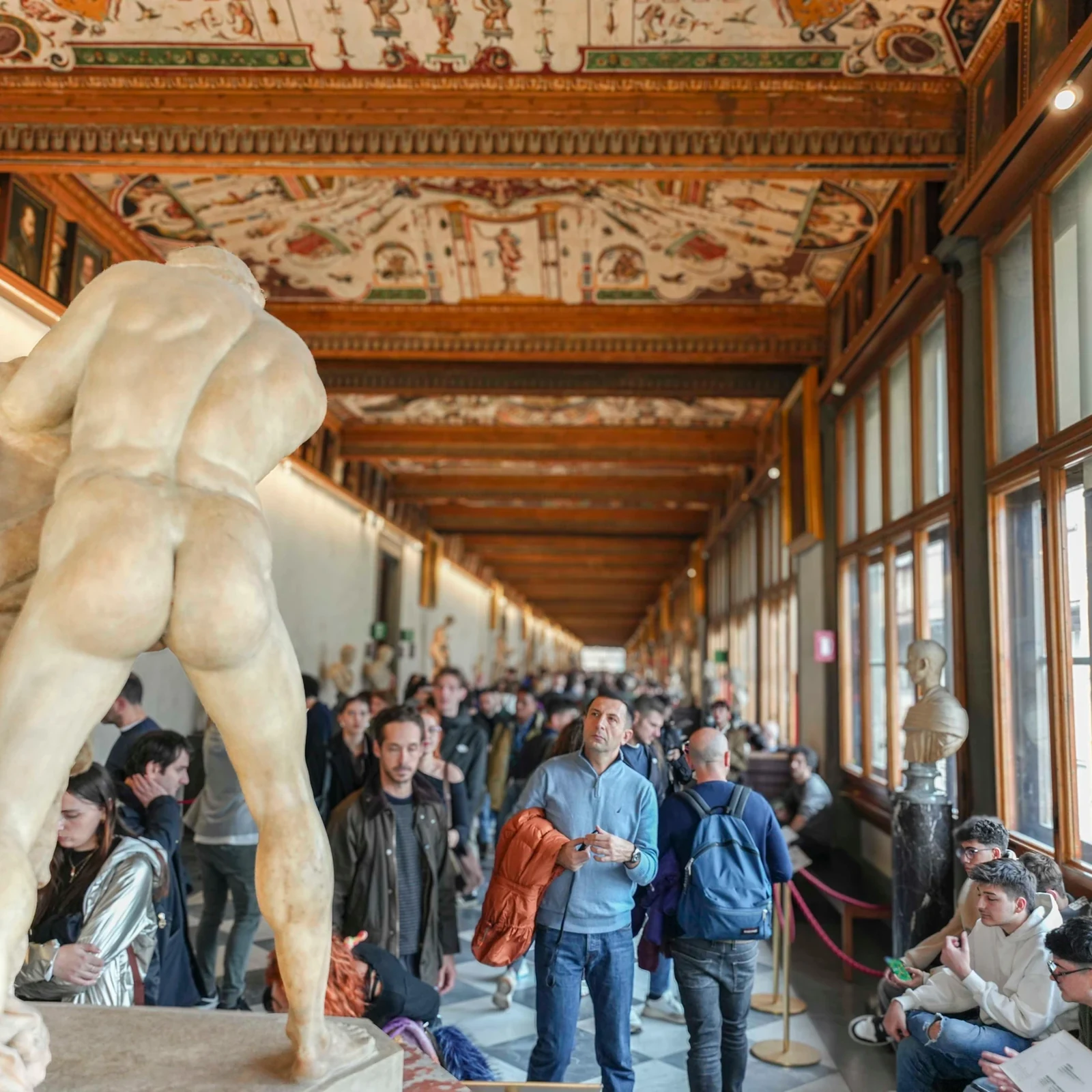 Choose how to explore the Uffizi Gallery