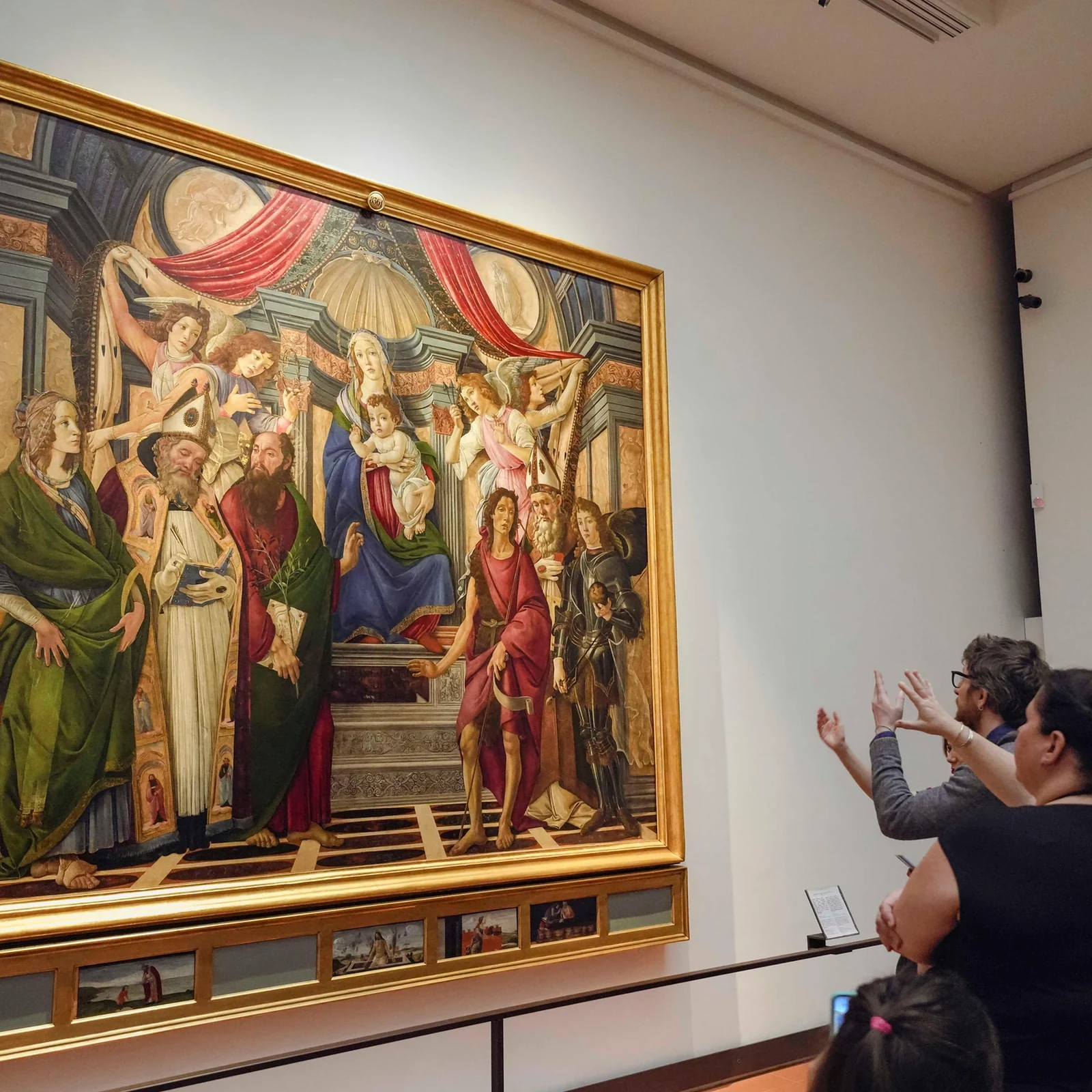 Choose how to explore the Uffizi Gallery