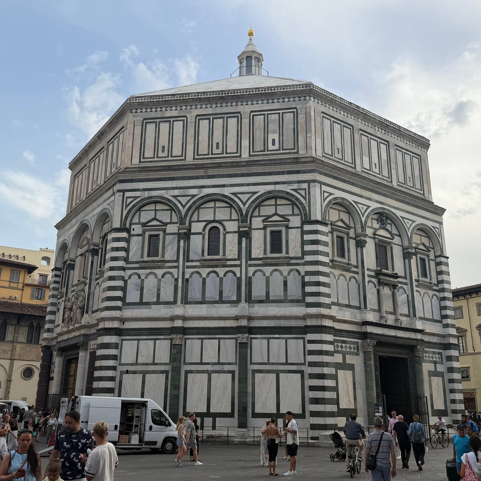 Walk Florence from the Duomo to Ponte Vecchio