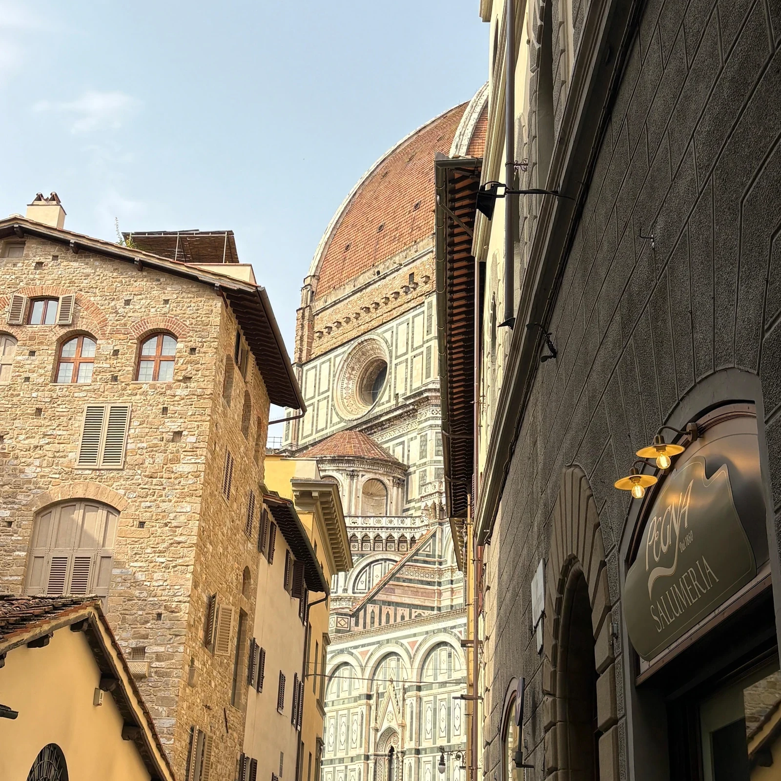 Walk Florence from the Duomo to Ponte Vecchio